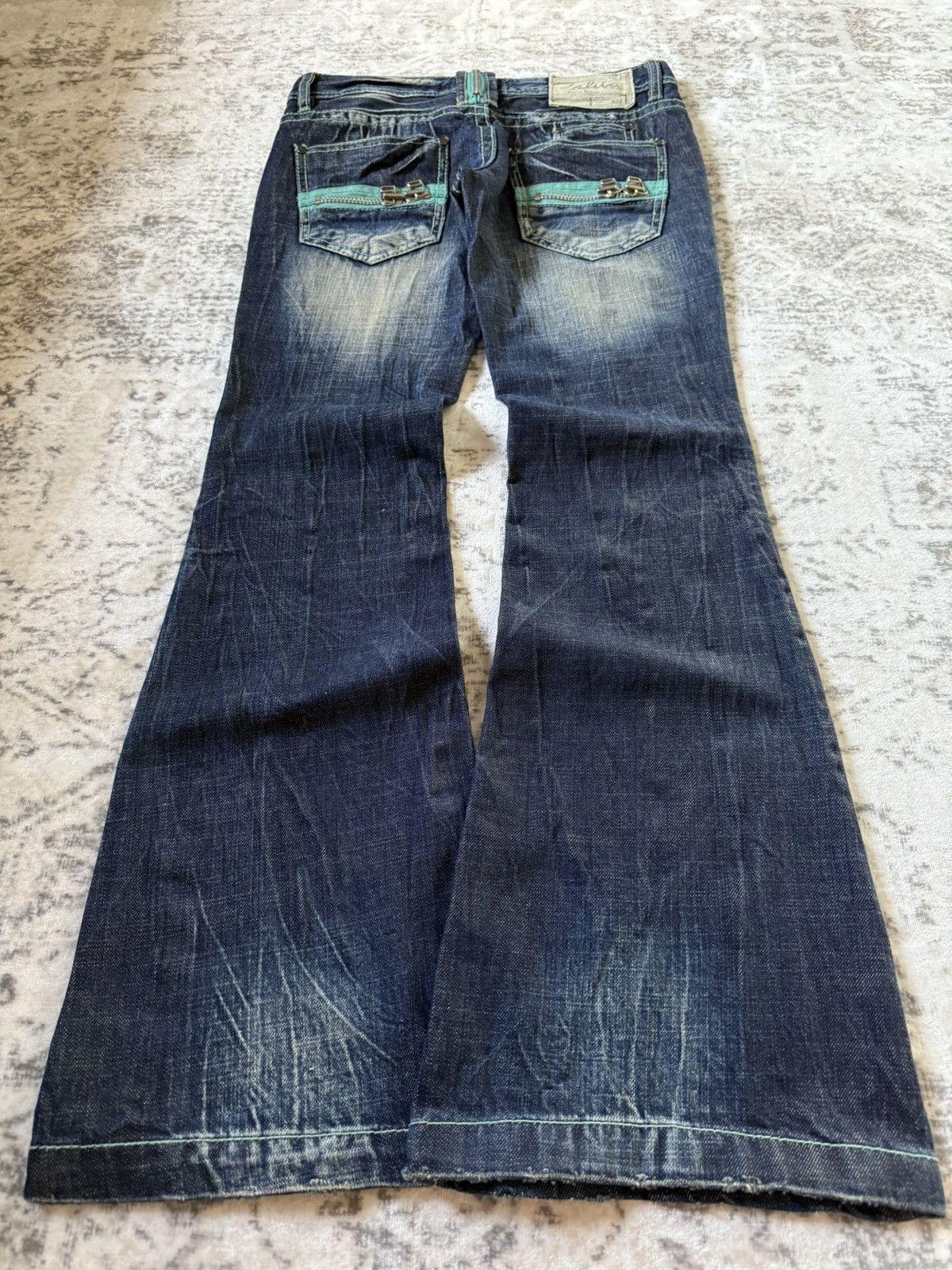 Fad Three × Japanese Brand × Le Grande Bleu (L.G.B.) Yoshitomo Lolita Muddy Wash Wrinkle Texture Flared Jeans Size US 28 / EU 44 - 2 Thumbnail