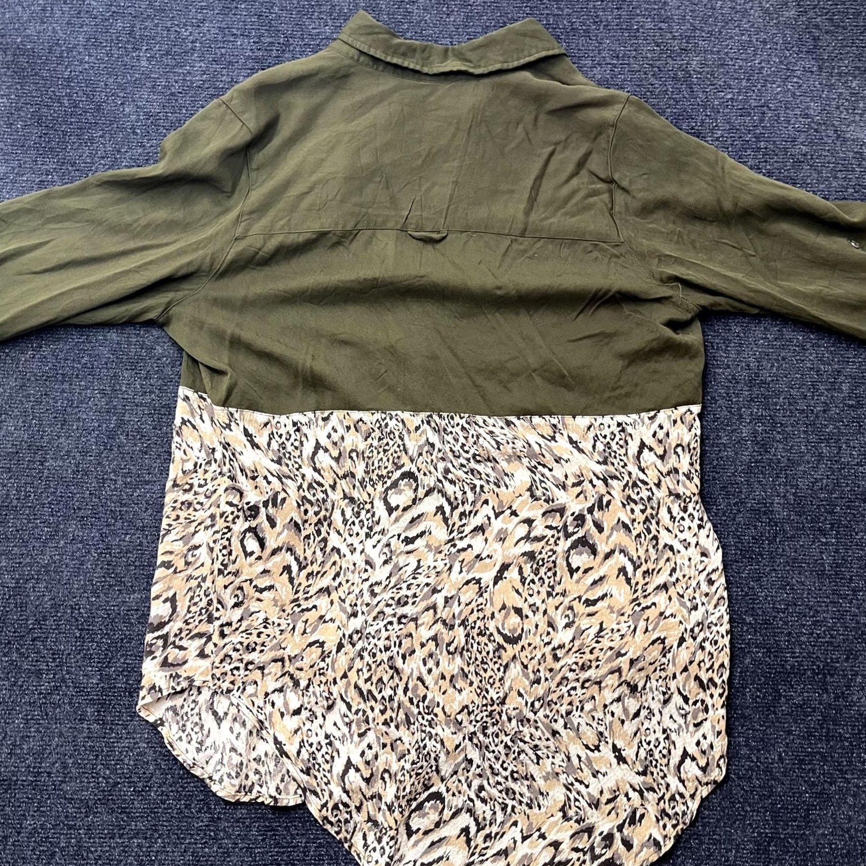Free People Free People Shirt Womens Large Olive Animal Print Button Up Tunic Top Boho Size L / US 10 / IT 46 - 4 Thumbnail