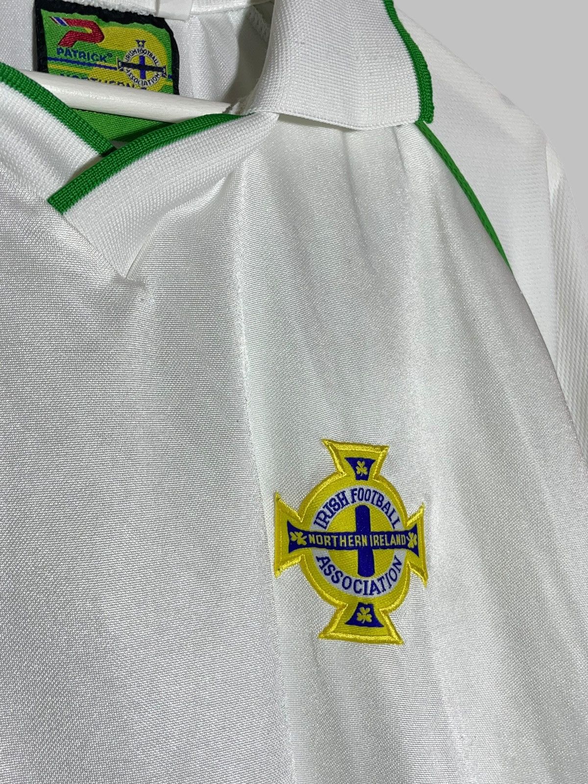 Vintage Northern Ireland Patrick 2002 Away Vintage Football Shirt Size US XL / EU 56 / 4 - 7 Thumbnail