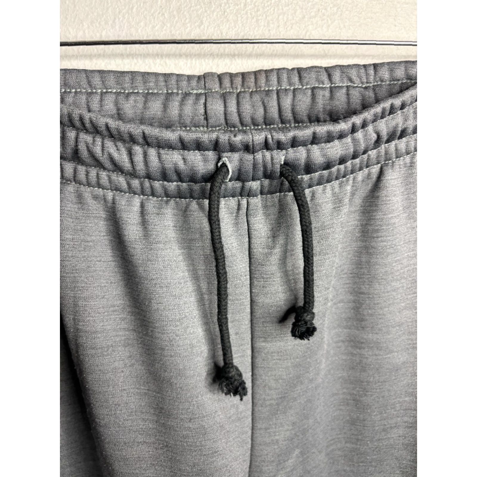 Nike Nike Therma-FIT Pants Mens 2XL Gray Fleece Jogger Elastic Waist Pockets Cuffed Size US 39 - 4 Thumbnail