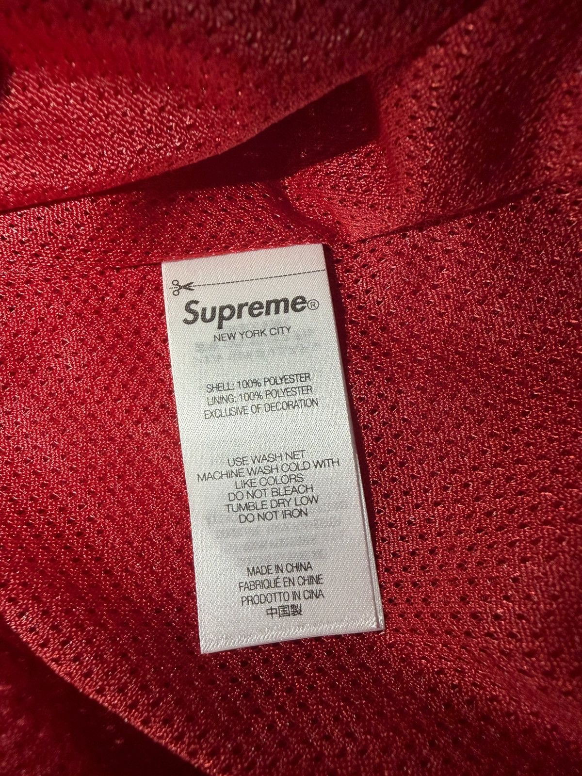 Supreme Supreme reflective piping pullover red Size US S / EU 44-46 / 1 - 5 Thumbnail