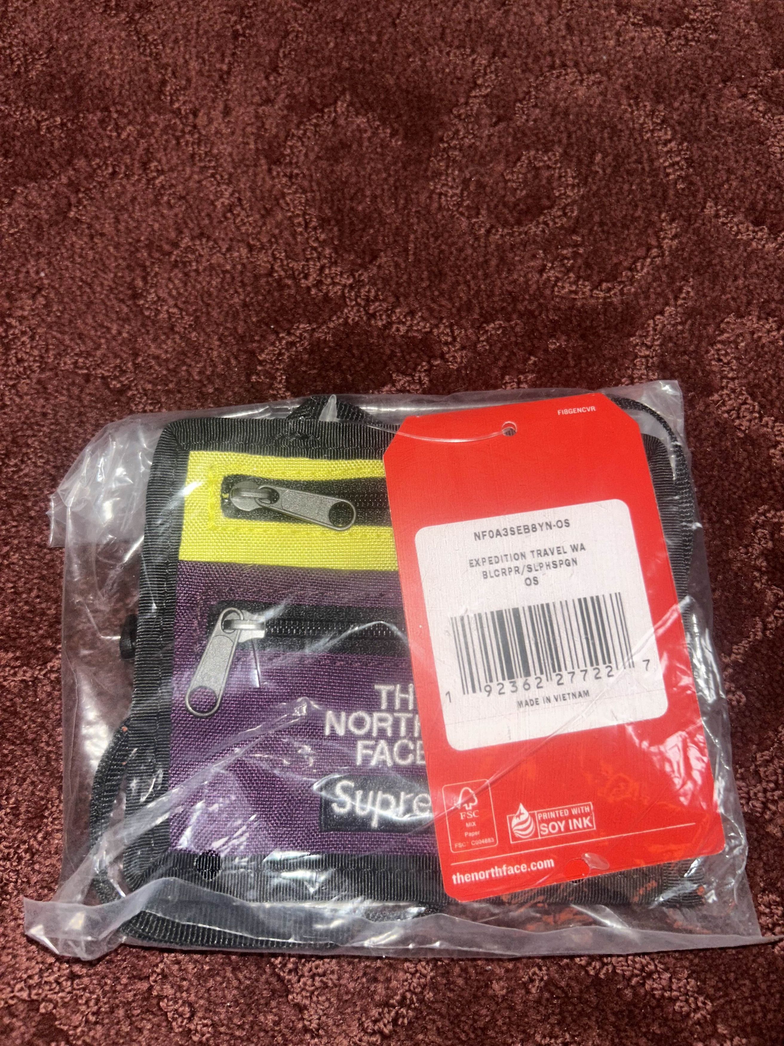 Supreme × The North Face Expedition Travel Wallet Size ONE SIZE - 2 Thumbnail