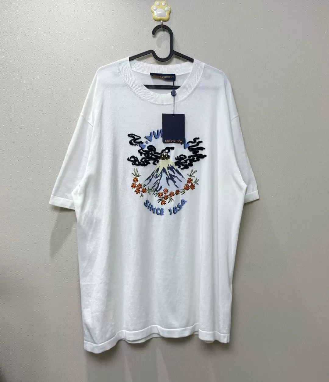 Louis Vuitton Louis Vuitton LV x Nigo Snow Mountain Logo T-shirt Size US XXL / EU 58 / 5 - 1 Thumbnail