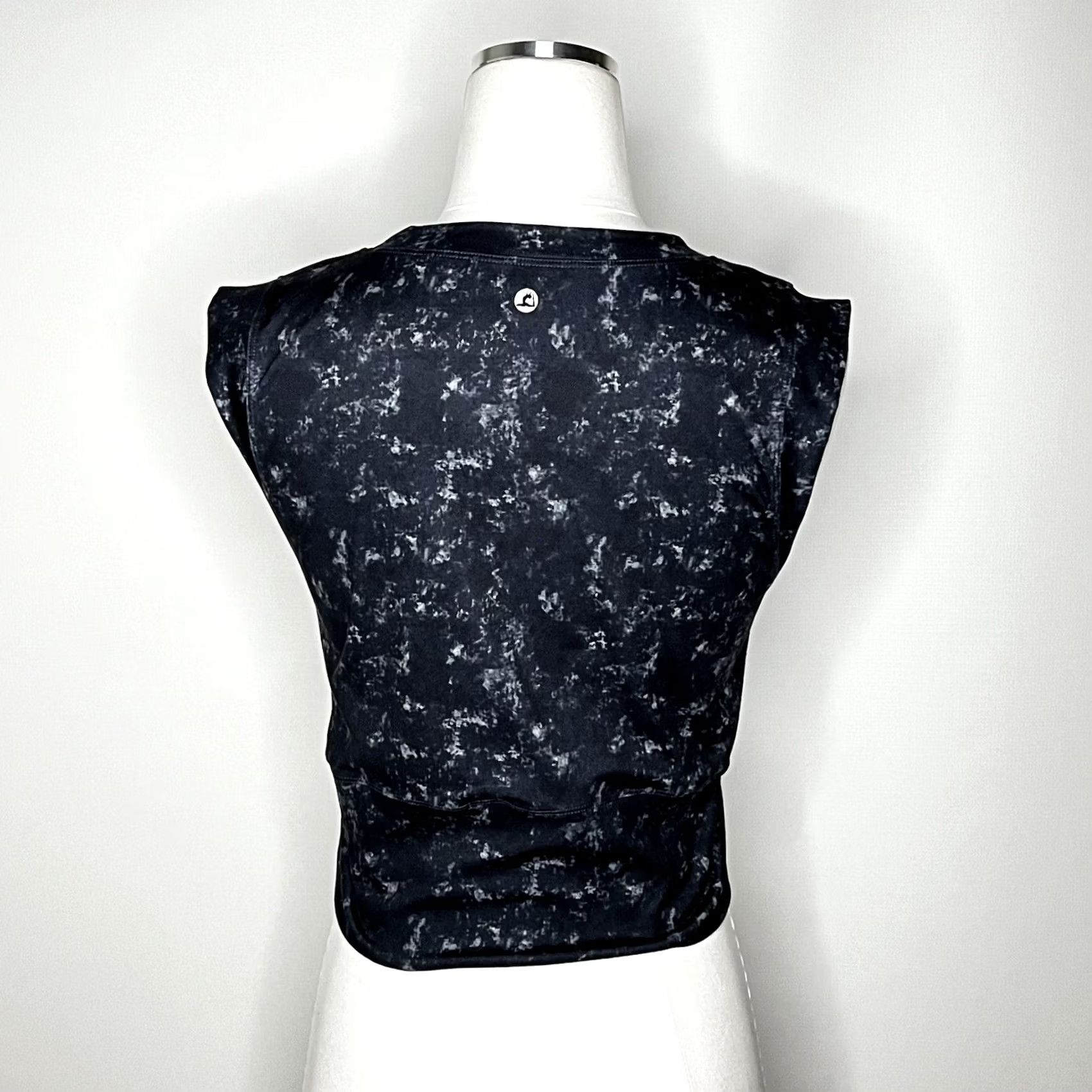 Vintage VINTAGE? LegEnd Activewear Top Womens Large Blue Tie Dye Print Crop Length Buttery Soft Size L / US 10 / IT 46 - 3 Thumbnail