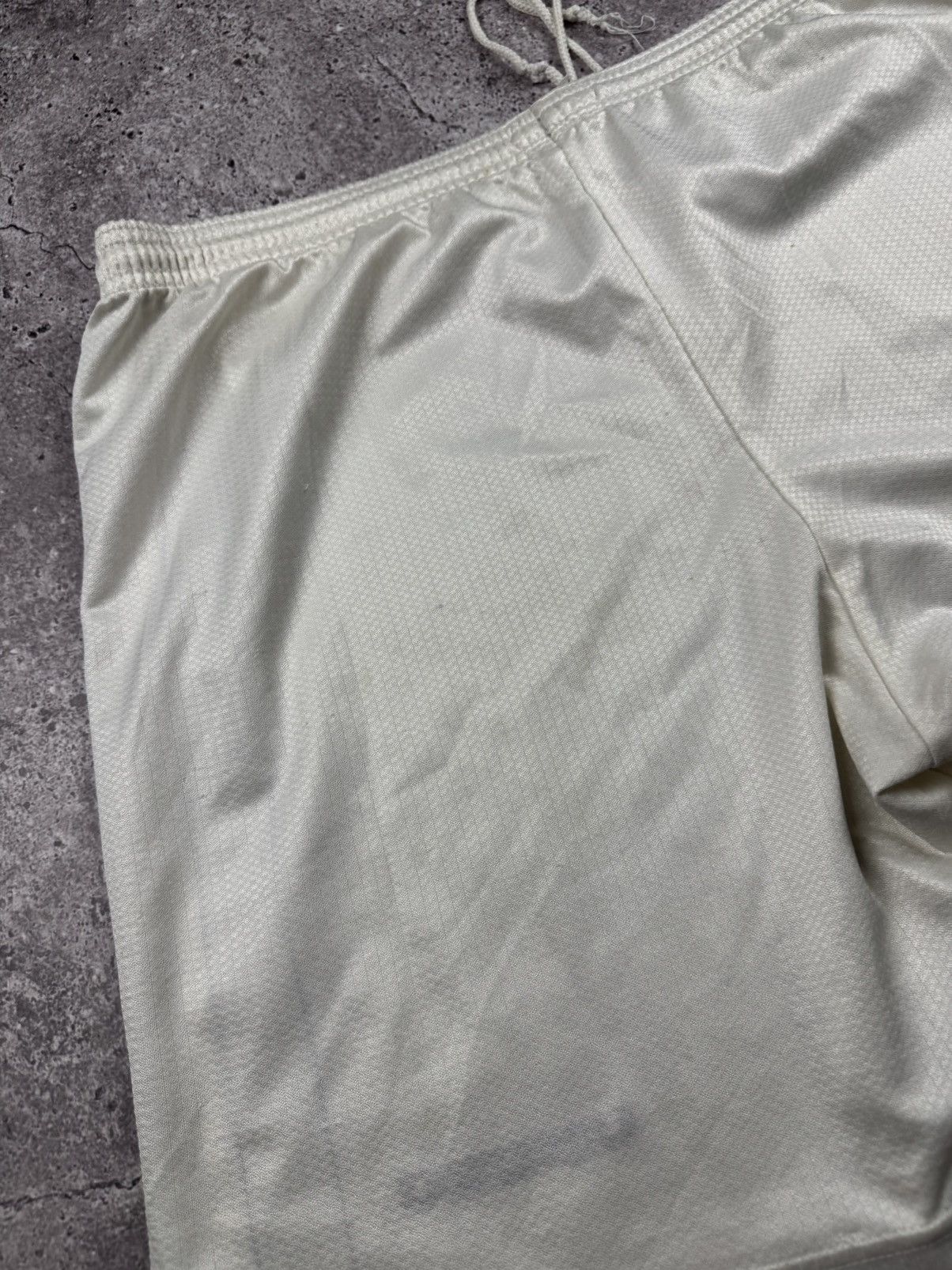 Umbro 1997/1998 Vintage Umbro Inter FC Shorts Internazionale Milan Size US 36 / EU 52 - 10 Thumbnail