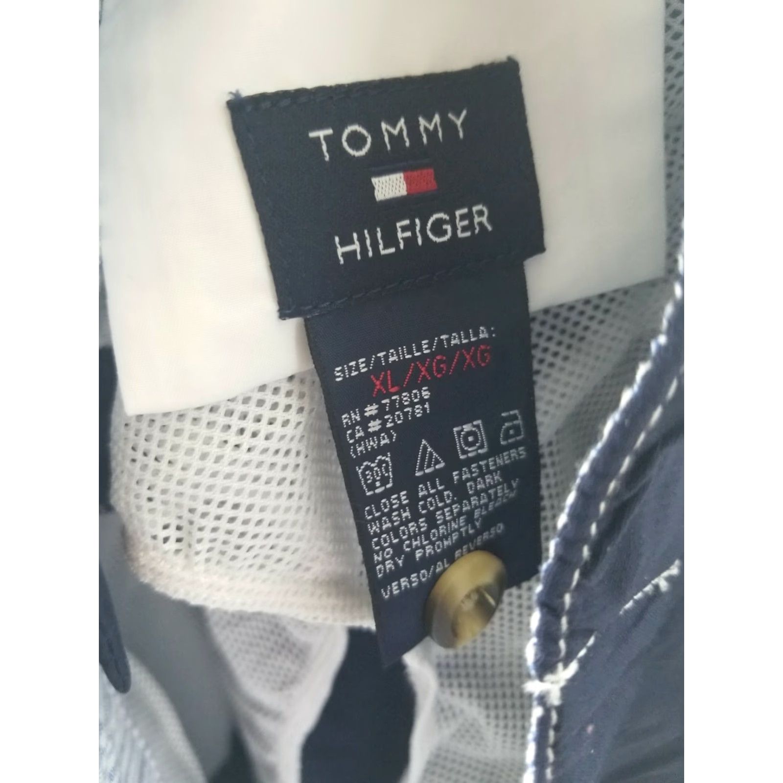 Tommy Hilfiger VINTAGE Tommy Hilfiger Swim Shorts Board Shorts XL Blue Retro 00s Logo Classic Mens Size US 36 / EU 52 - 5 Thumbnail