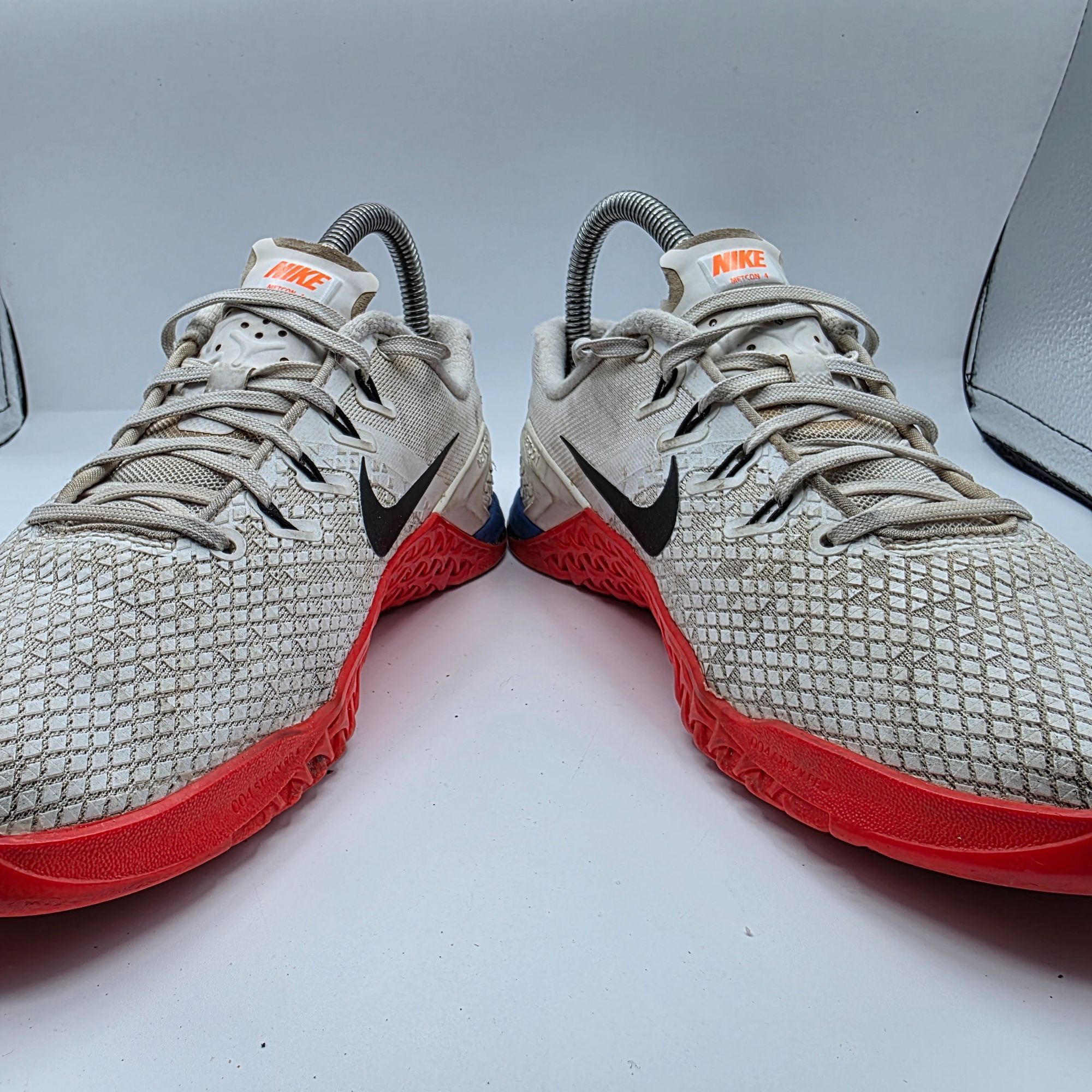 Nike Nike Metcon 4 XD Womens Size 7.5 White Red Blue Training Sho Size US 7.5 / IT 37.5 - 3 Thumbnail