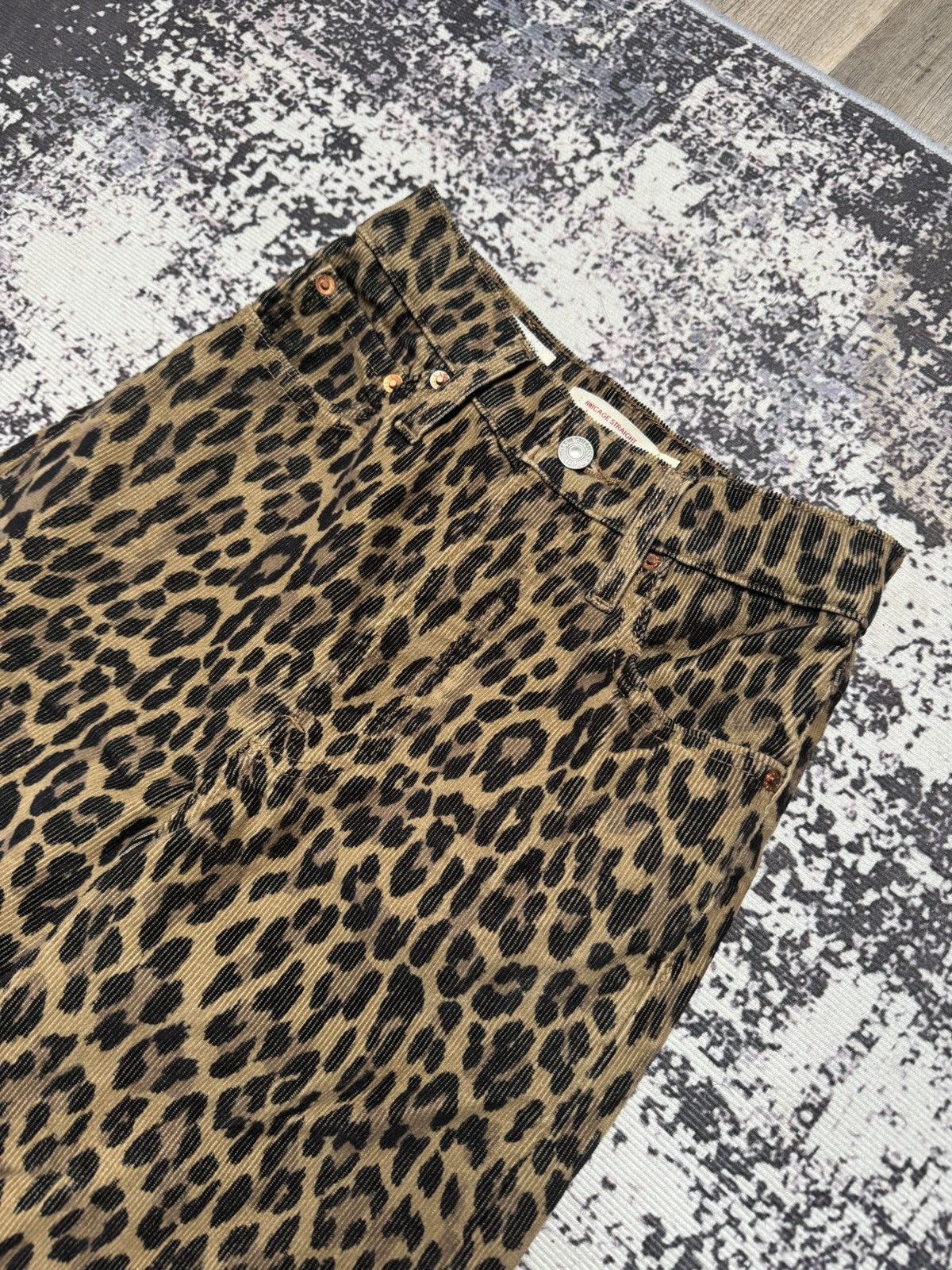 Levi's Levi's Camo Leopard Print Jeans Ribcage womens straight 24 Size US 26 / EU 42 - 4 Thumbnail