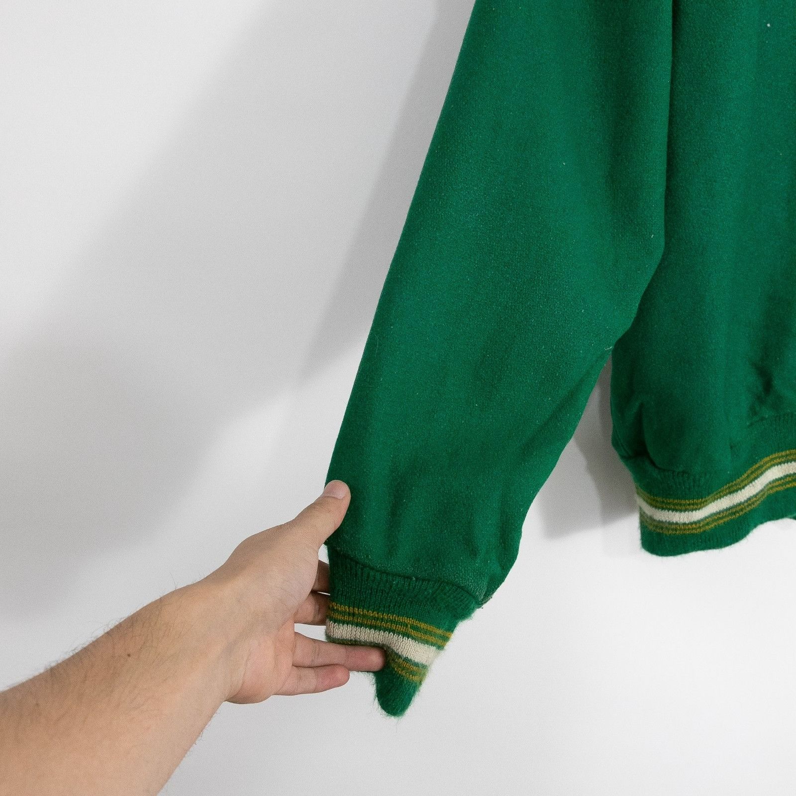 Vintage Vintage 60s Varsity Wool Letterman Jacket Medium Thrashed Size US M / EU 48-50 / 2 - 16 Thumbnail