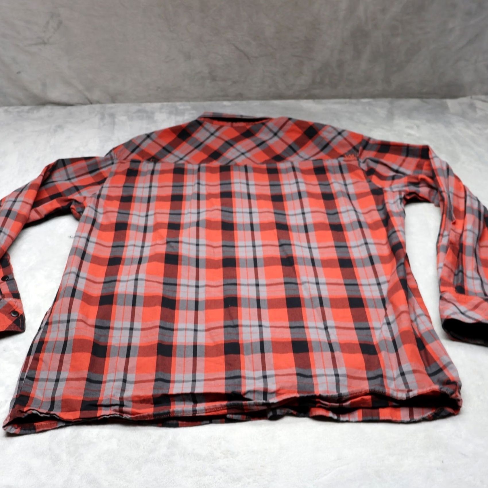 Vintage 5.11 Tactical Shirt Mens 2XL Red Plaid Snap Front Long Sleeve Workwear Hiking Shirt Size US XXL / EU 58 / 5 - 6 Thumbnail