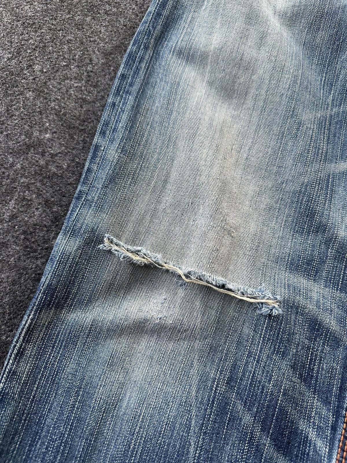 Edwin Edwin Exclusive Vintage Faded Washed Distressed Denim D187 Size US 34 / EU 50 - 8 Thumbnail