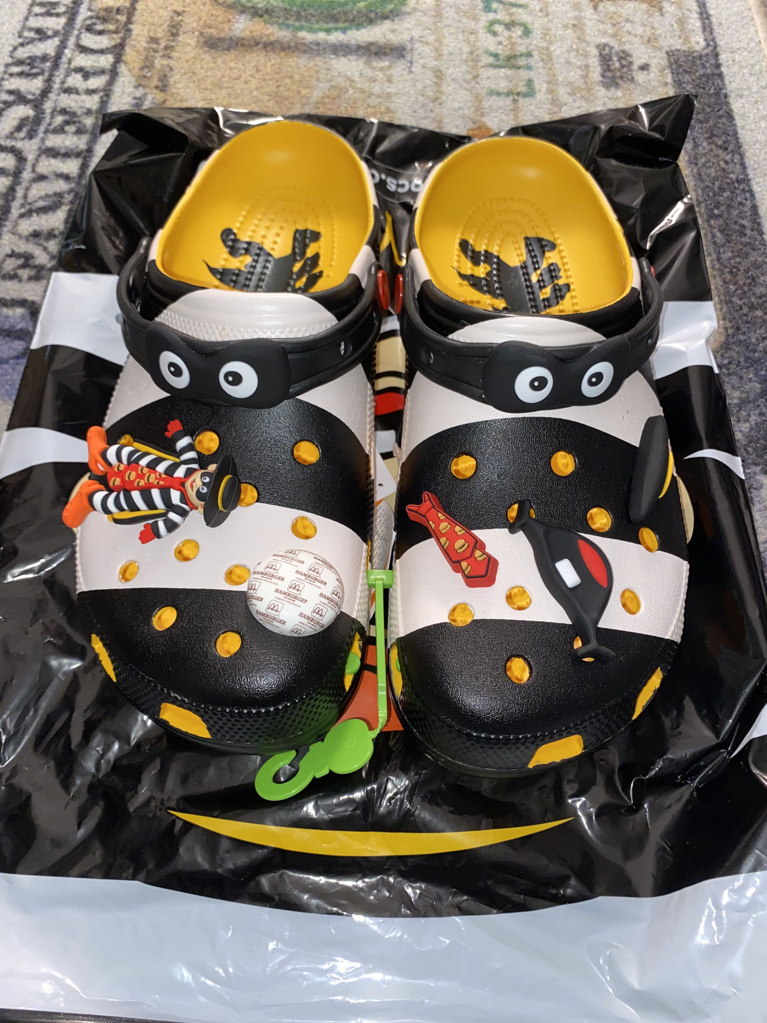 Crocs Crocs Classic Clog McDonald's Hamburglar Size US 13 / EU 46 - 1 Thumbnail