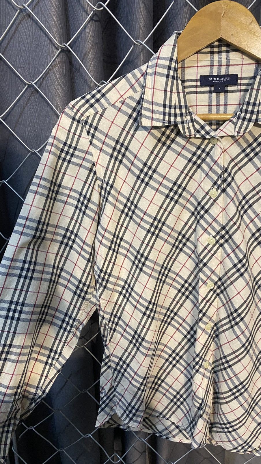 Burberry × Designer × Japanese Brand VINTAGE BURBERRY LONDON CHECKED BUTTON UP SHIRT LARGE Size L / US 10 / IT 46 - 10 Thumbnail