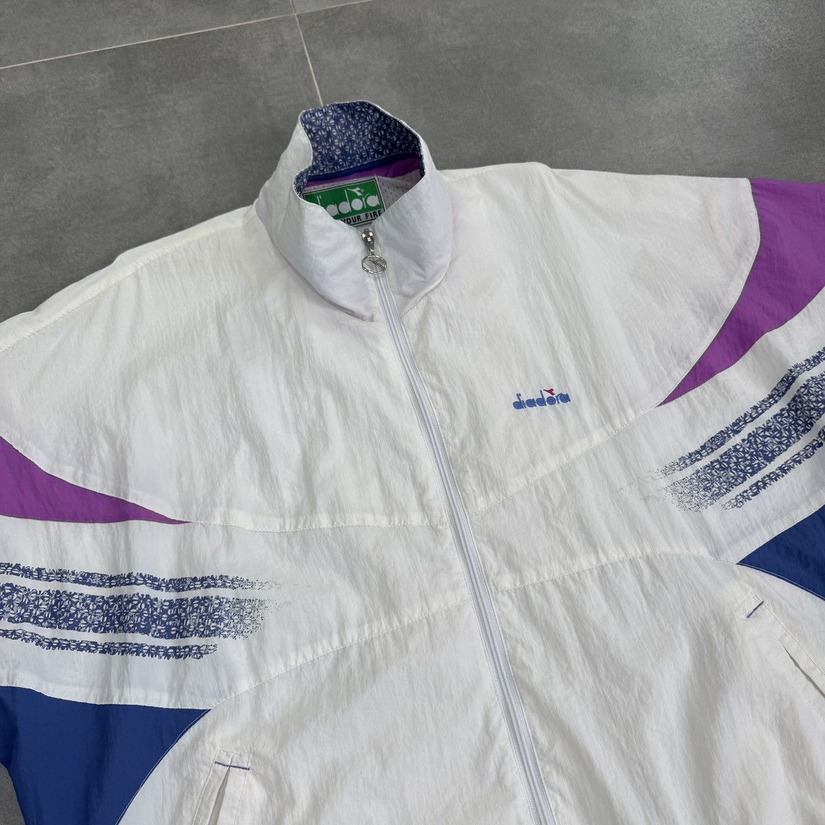 Diadora Vintage Diadora 90s Nylon Track Jacket Windbreaker Size XL Size US XL / EU 56 / 4 - 5 Thumbnail