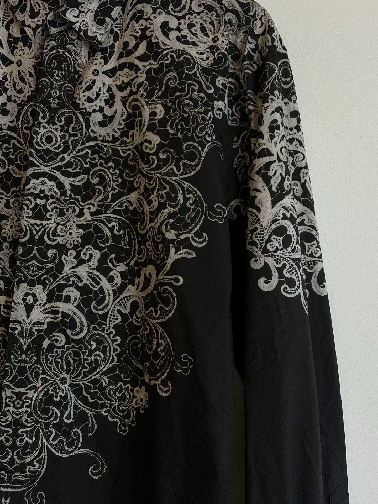 Alexander McQueen McQueen SS13 Half Floral Half-Black Shirt 44 Size US S / EU 44-46 / 1 - 4 Thumbnail