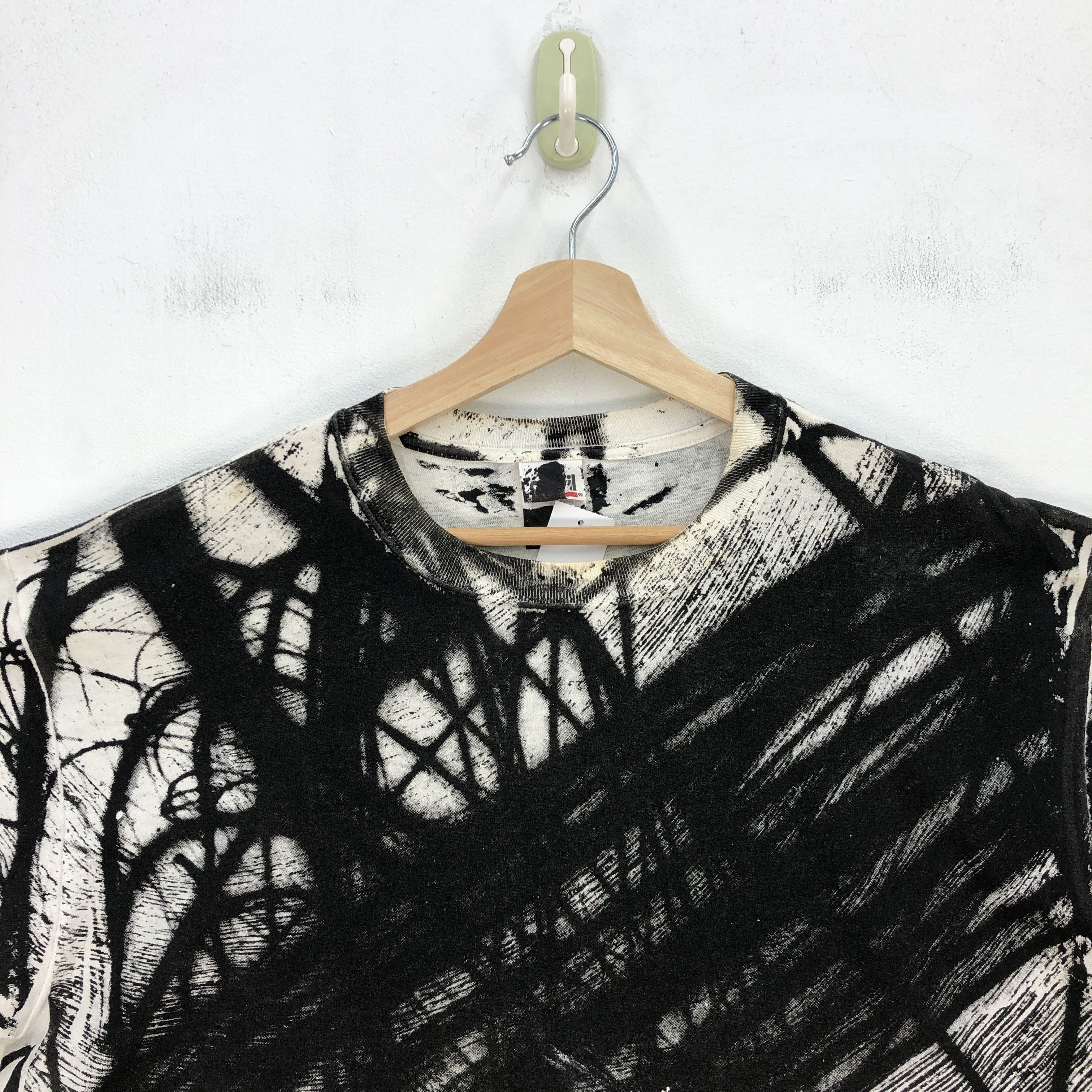 Japanese Brand Vintage Fuji Rock Festival Tshirt Japanese Tour Pop 56789 Size US XL / EU 56 / 4 - 4 Thumbnail