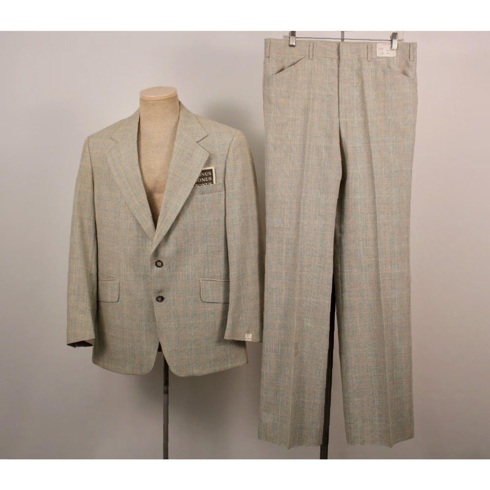 Vintage VINTAGE Mens VTG 70s NOS Light Green Plaid Leisure Suit Jacket Pants L 42 1970s Polyester Blend Disco Mens Size 42R - 2 Thumbnail