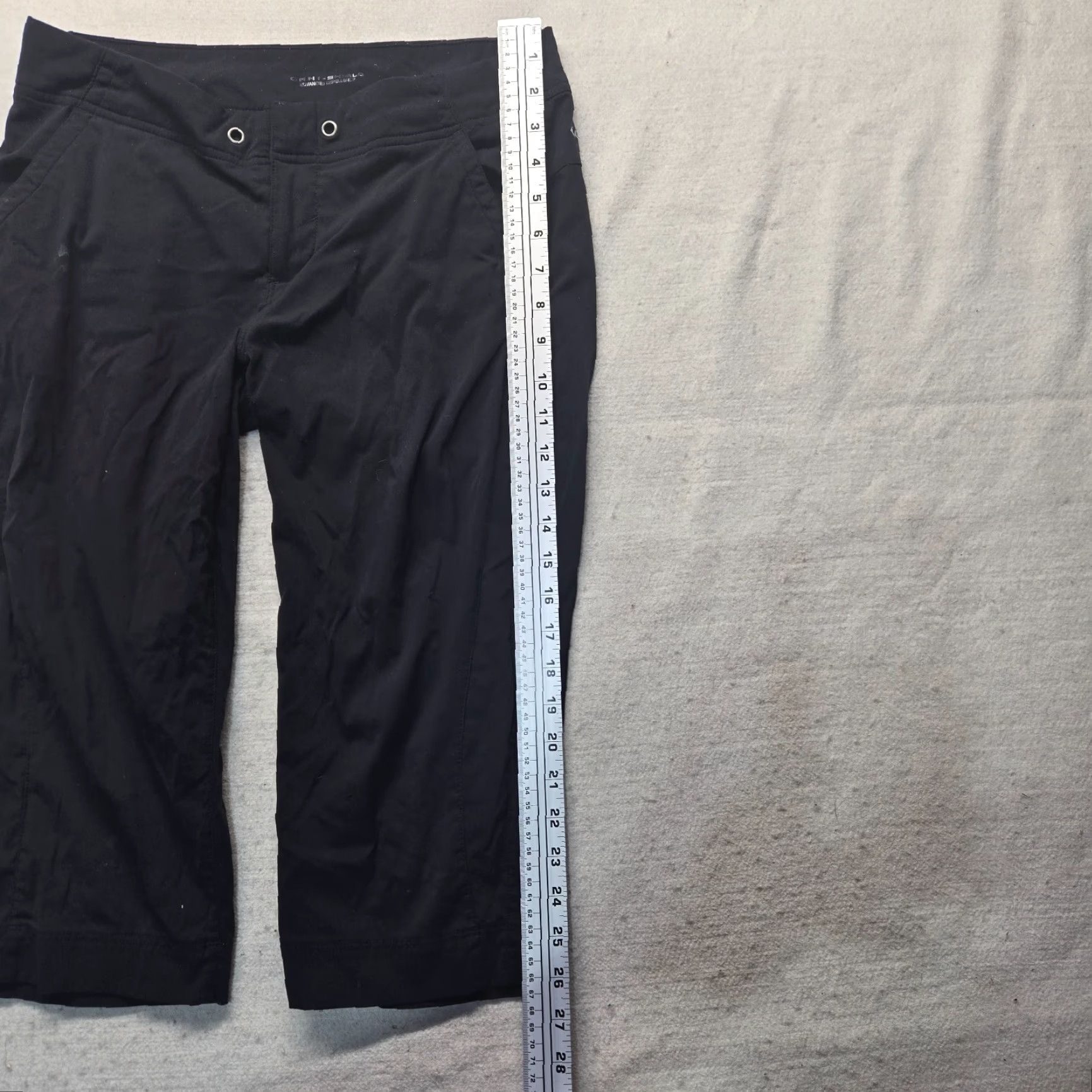 Vintage Columbia Omni Shield Crop Capri Pants Black Hiking Outdoors Adult Women's 6 Pants White? Size 28" / US 6 / IT 42 - 7 Thumbnail