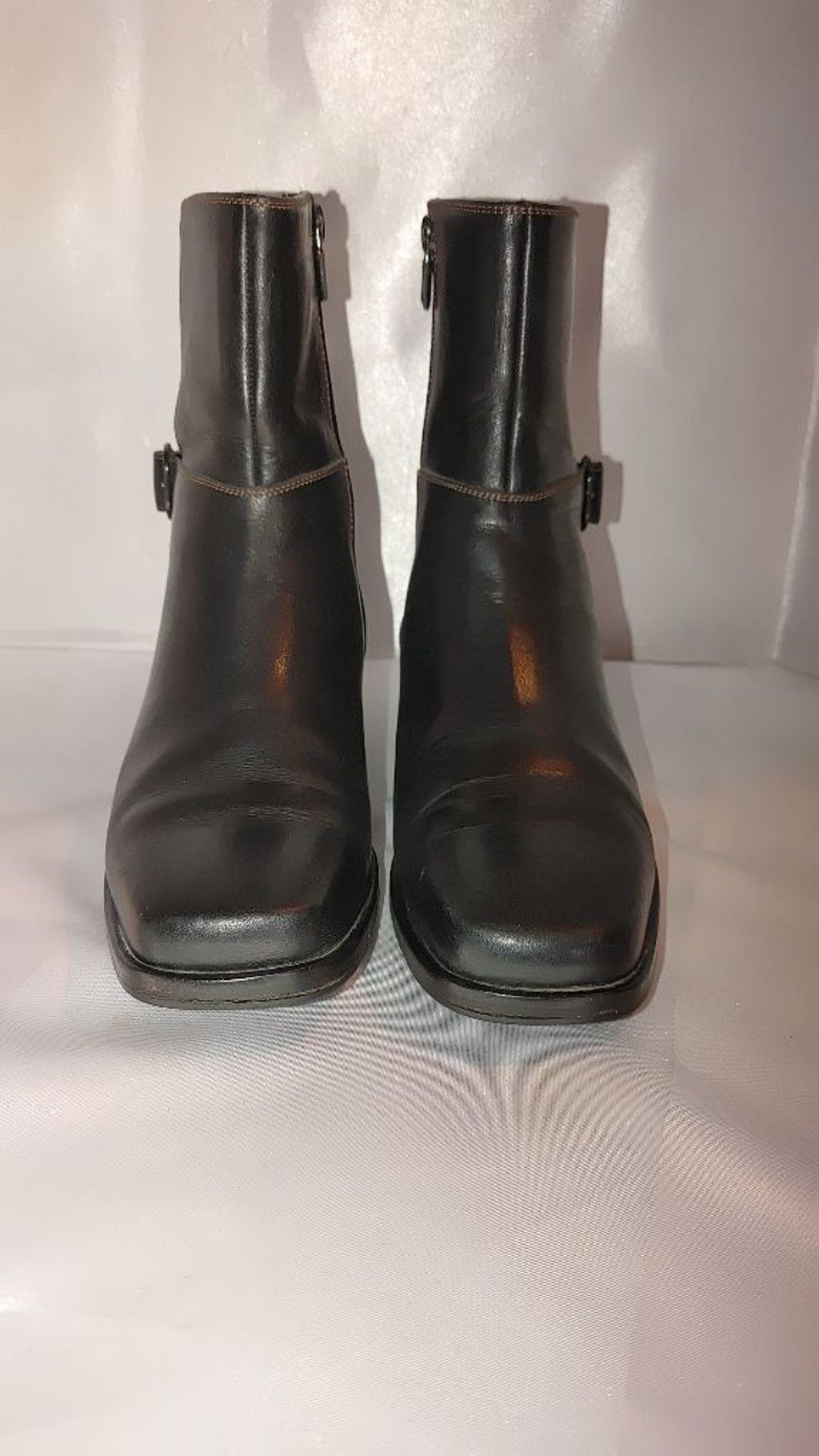 Cole Haan Cole Haan Leather Country Ankle Boot Size 7B Size US 7 / IT 37 - 4 Thumbnail