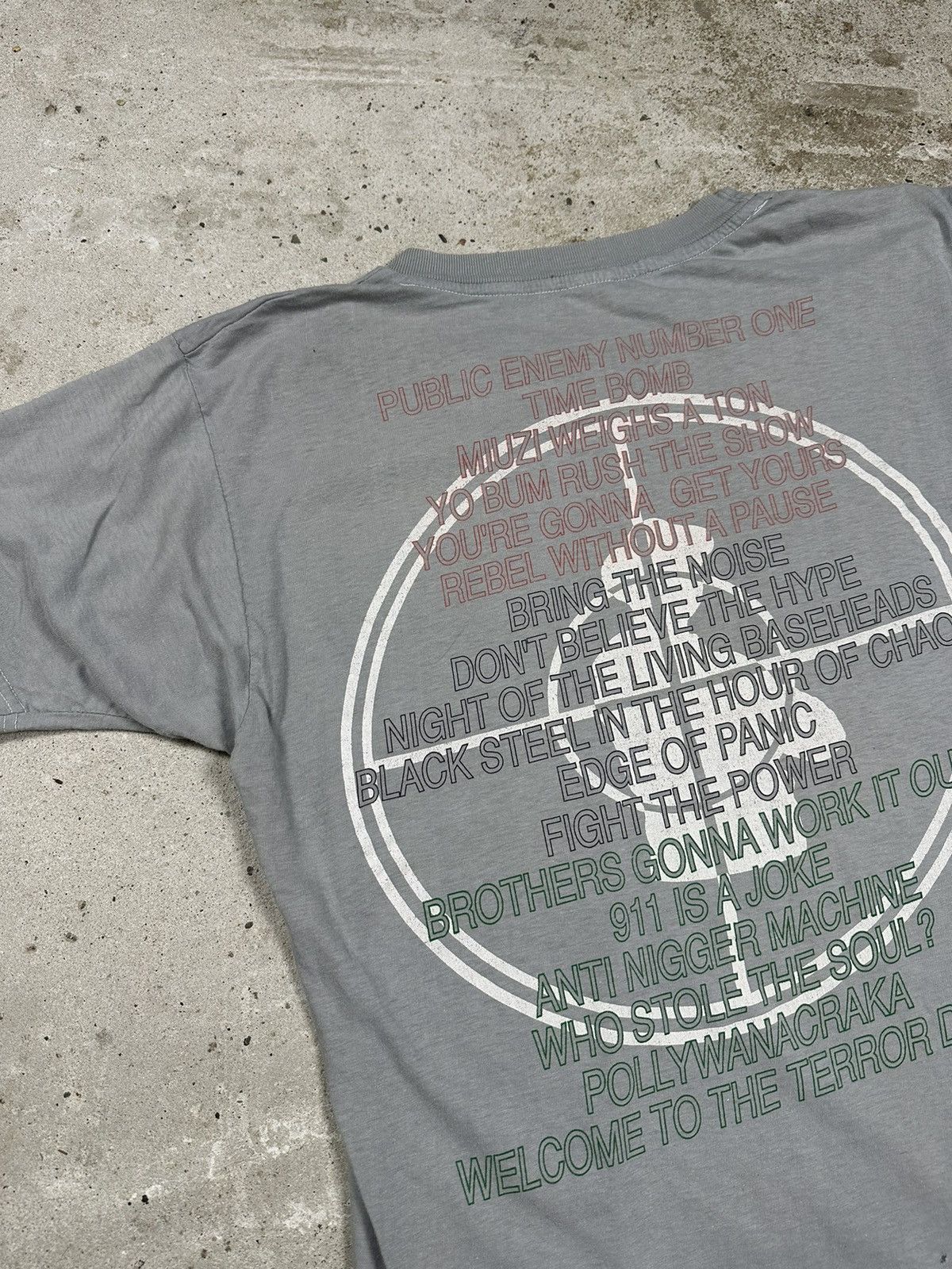 Public Enemy Vintage 90s Public Enemy Welcome to the Terrordome Grey Tee Size US M / EU 48-50 / 2 - 13 Thumbnail