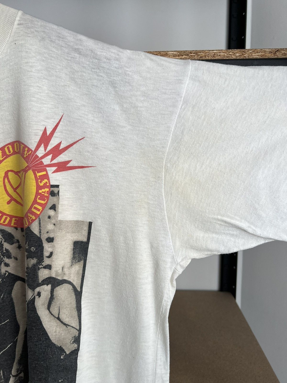 Band Tees Vintage 1993 U2 Zooropa Tour Zoo TV Outside Broadcast Tshirt Size US XL / EU 56 / 4 - 10 Thumbnail