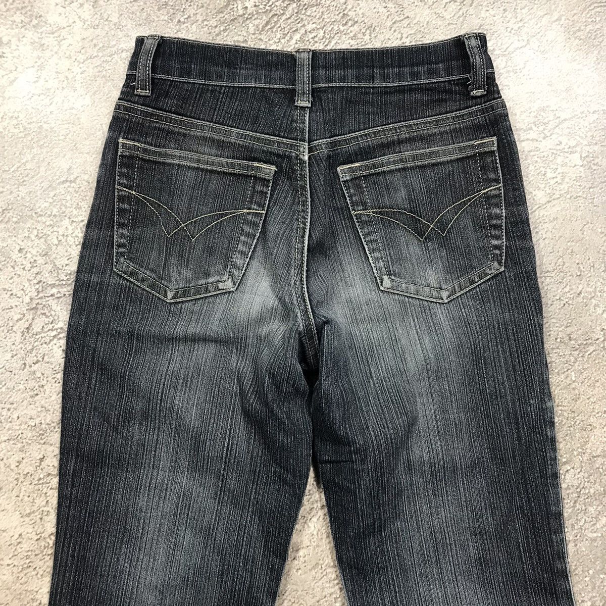 Vintage Vintage 90s Distressed Flared Jeans Low Rise Grunge Y2K 26 Size 26" / US 2 / IT 38 - 5 Thumbnail