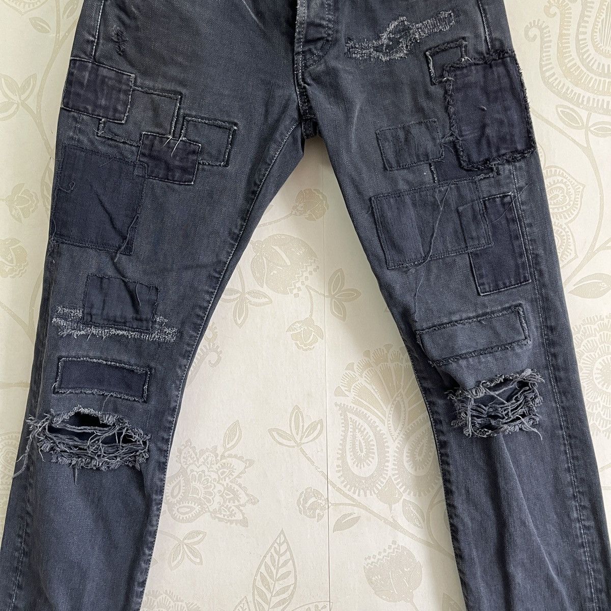 Hysteric Glamour × If Six Was Nine Tokyo Harajuku Hysteric Glamour Distressed Denim Patches Size US 30 / EU 46 - 8 Thumbnail