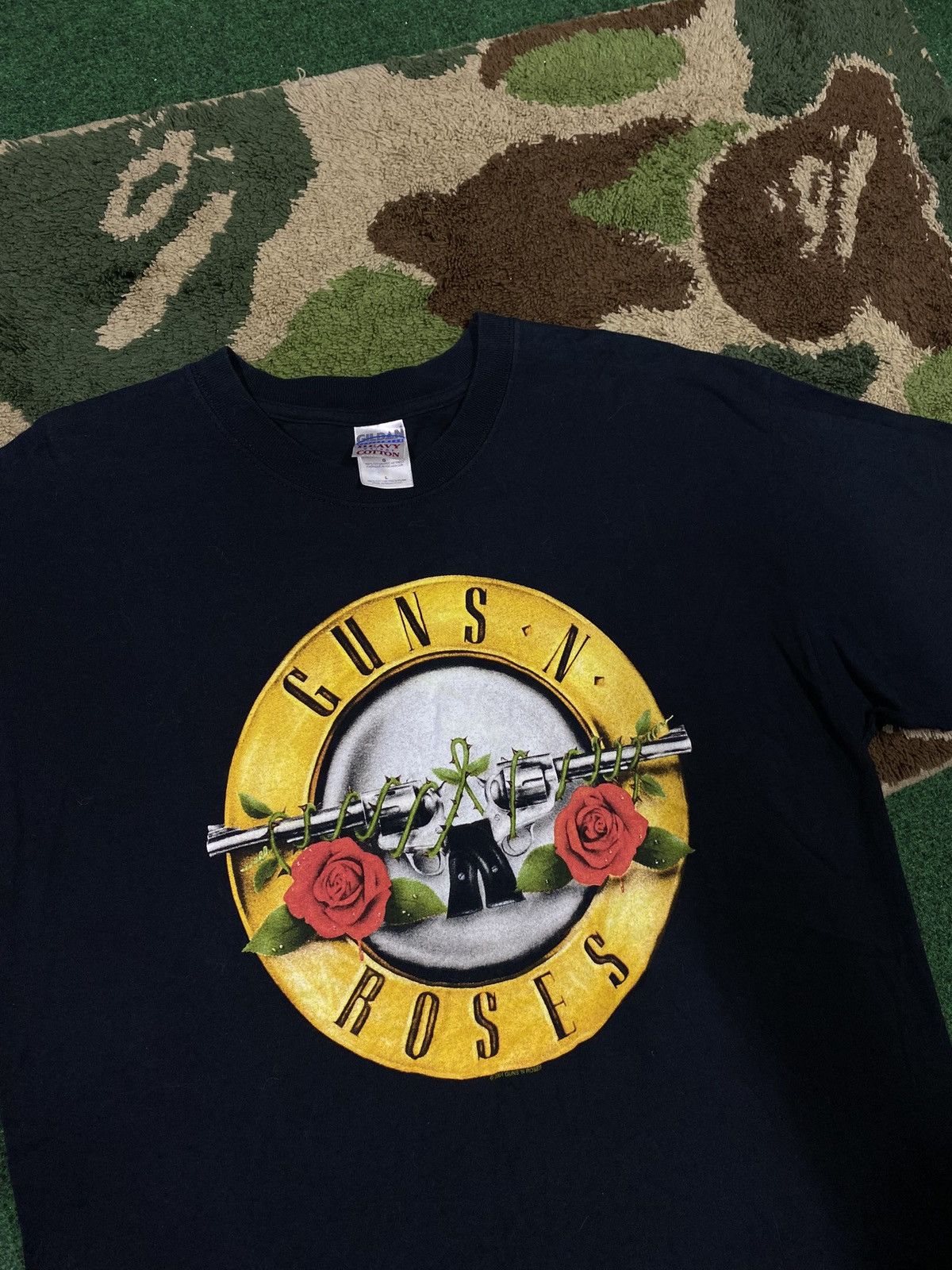 Vintage Vintage Guns n’ Roses Band T-Shirt Adult Size Large Size US L / EU 52-54 / 3 - 2 Thumbnail