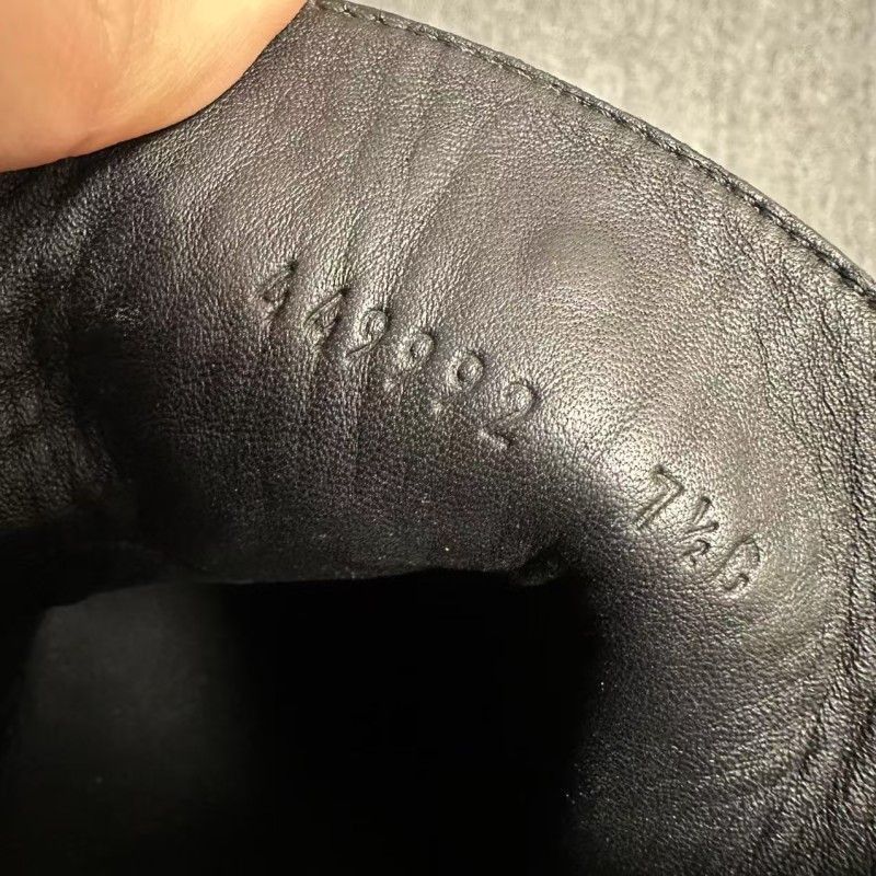 Gucci Gucci High-Top Sneakers with Love Design Size US 8 / EU 41 - 5 Thumbnail
