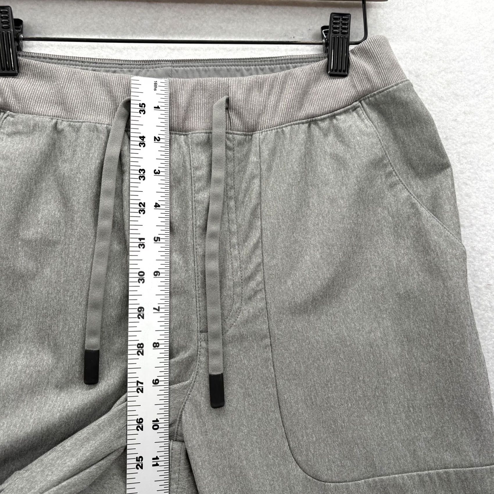 Vintage VRST Slim Fit Joggers Mens Small Gray Casual Pants, Tapered, Drawstring, Pockets, Adjustable Waist, 27 in Inseam Size US 29 - 6 Thumbnail