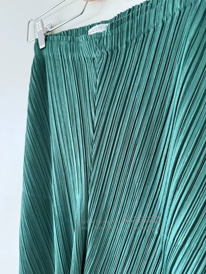 Issey Miyake Issey Miyake size:3 Green Pleated Pants Size 31" - 3 Thumbnail