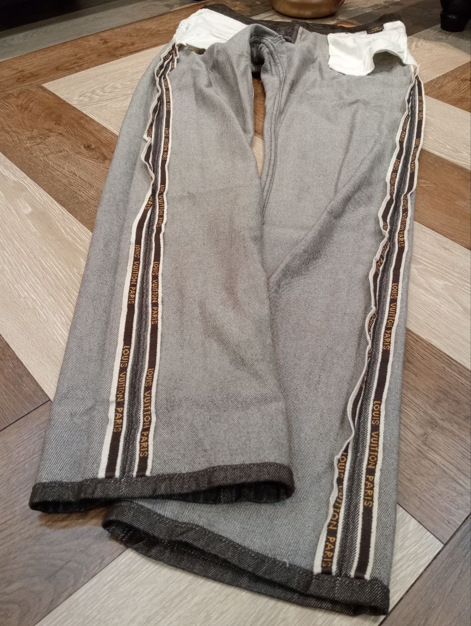 Louis Vuitton LUXURY LOUIS VUITTON COMBINE WOOL COTTON DENIM PANTS Size US 34 / EU 50 - 16 Thumbnail