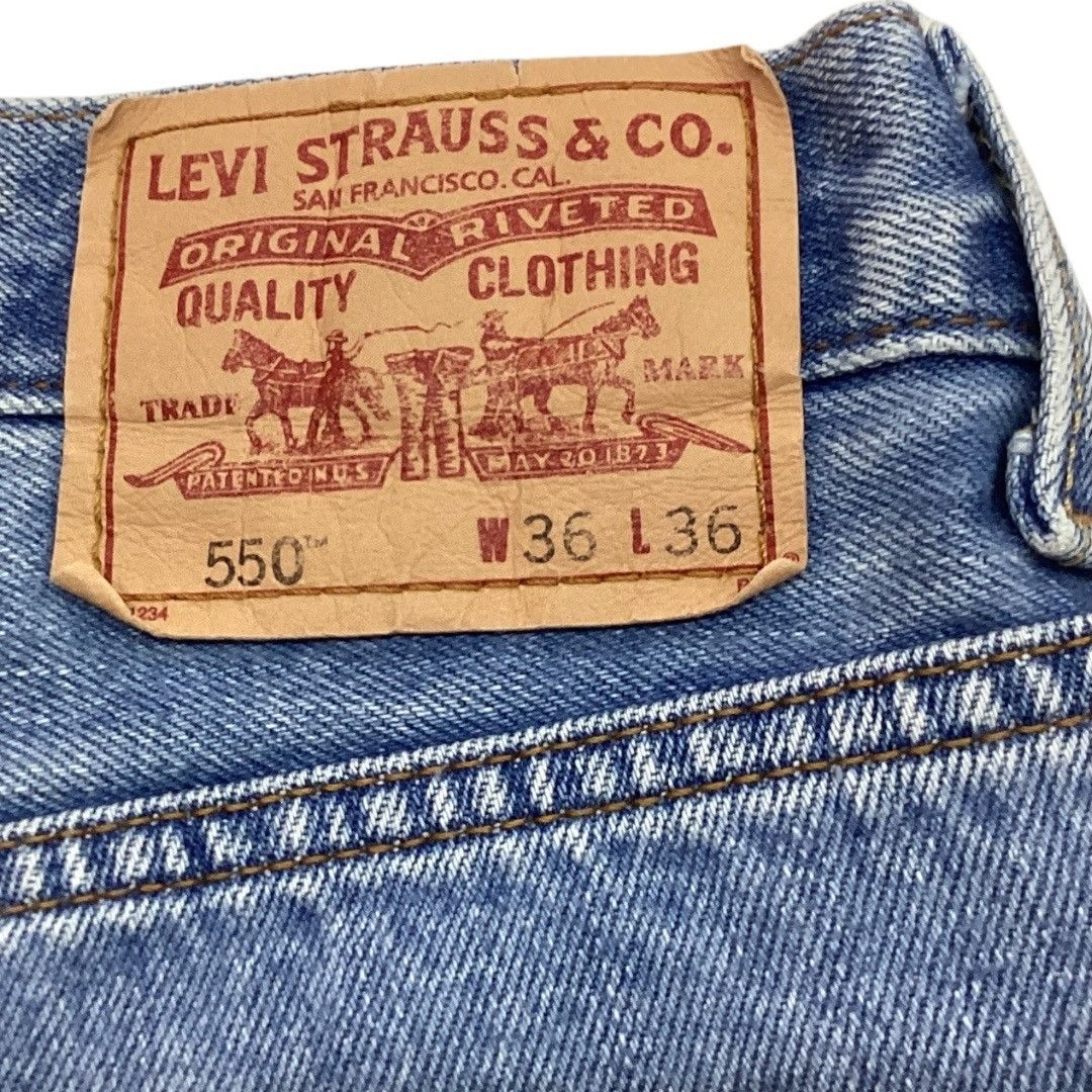 Levi's Levi's 550 Relaxed Fit Light Wash Denim Jeans Y2K Black Batw Size US 36 / EU 52 - 7 Thumbnail