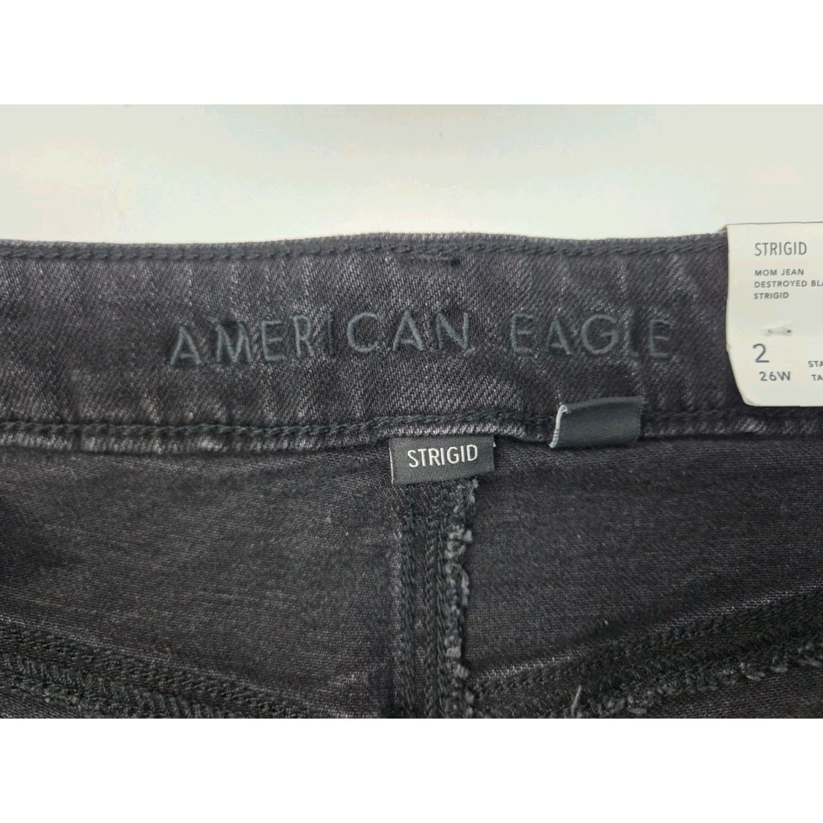 American Eagle Outfitters VINTAGE NWT American Eagle Strigid Super High Rise Destroyed Blk Mom Jean Size 2 #8084 Size 26" / US 2 / IT 38 - 5 Thumbnail