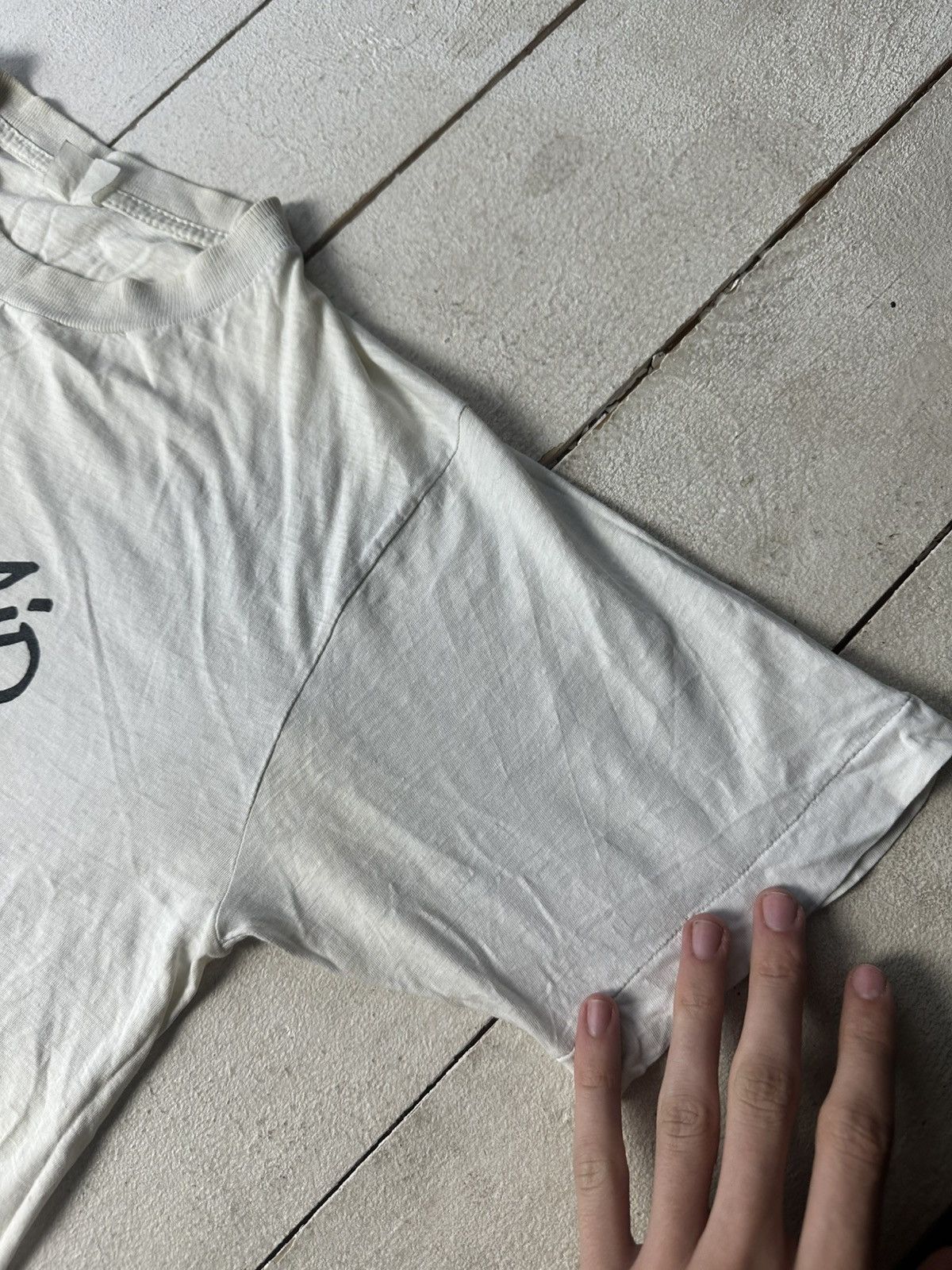 Vintage 80s 🚨 CARTOON AID WHITE BIG LOGO ARCHIVE PAPER THIN TEE Size US S / EU 44-46 / 1 - 6 Thumbnail