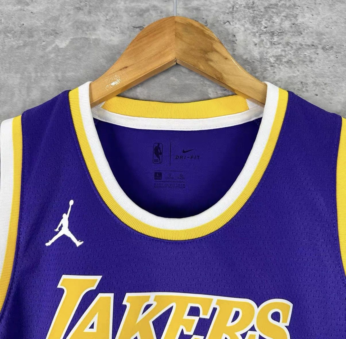 Nike Nike NBA Lakers James No.23 Fan Edition Jersey J42 Size US L / EU 52-54 / 3 - 3 Thumbnail