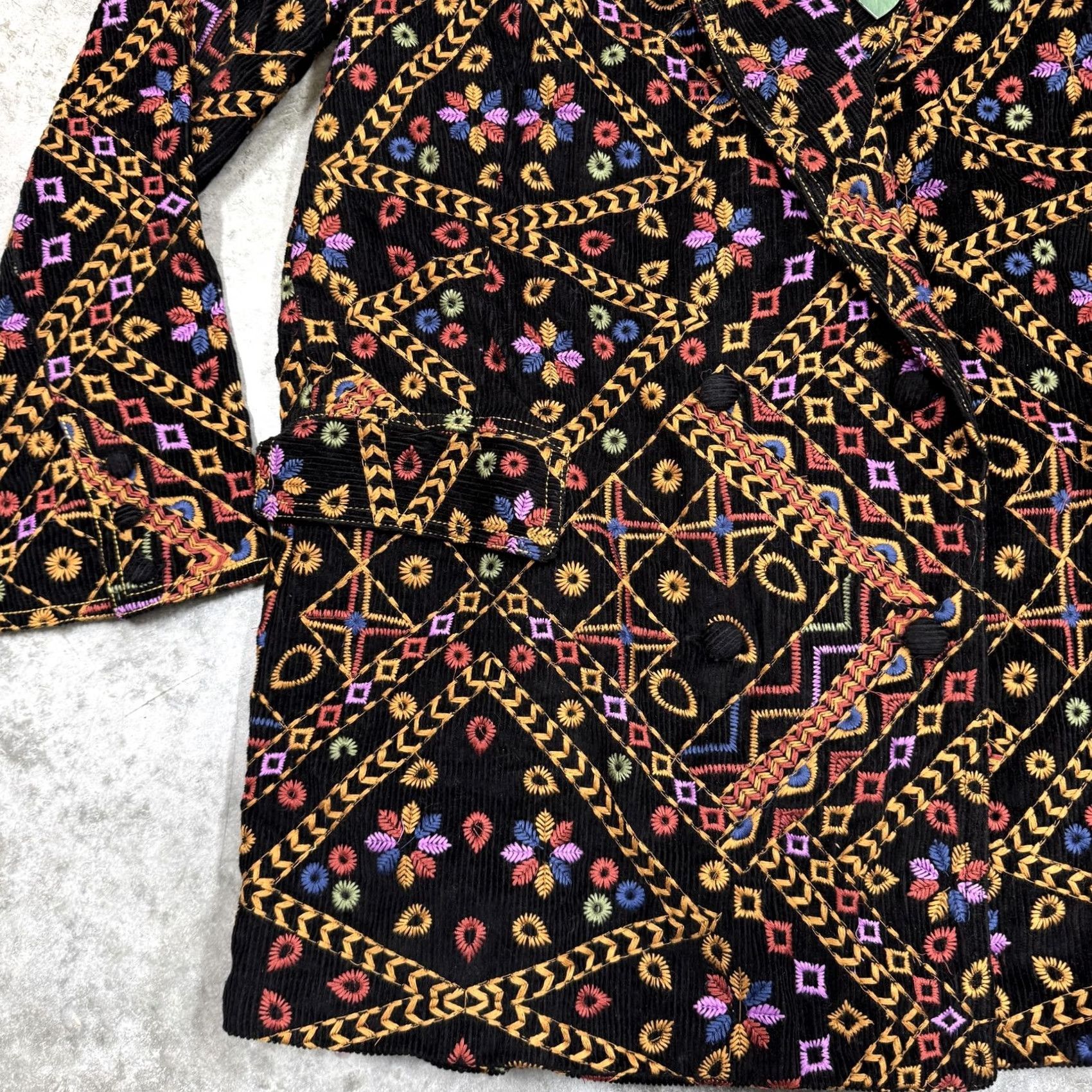 Farm Rio Farm Rio Blazer Womens Medium Multicolor Corduroy Embroidered Geometric Notch Lapel Long Sleeve Long Jacket Dressy Tuxedo Style Size M / US 6-8 / IT 42-44 - 4 Thumbnail