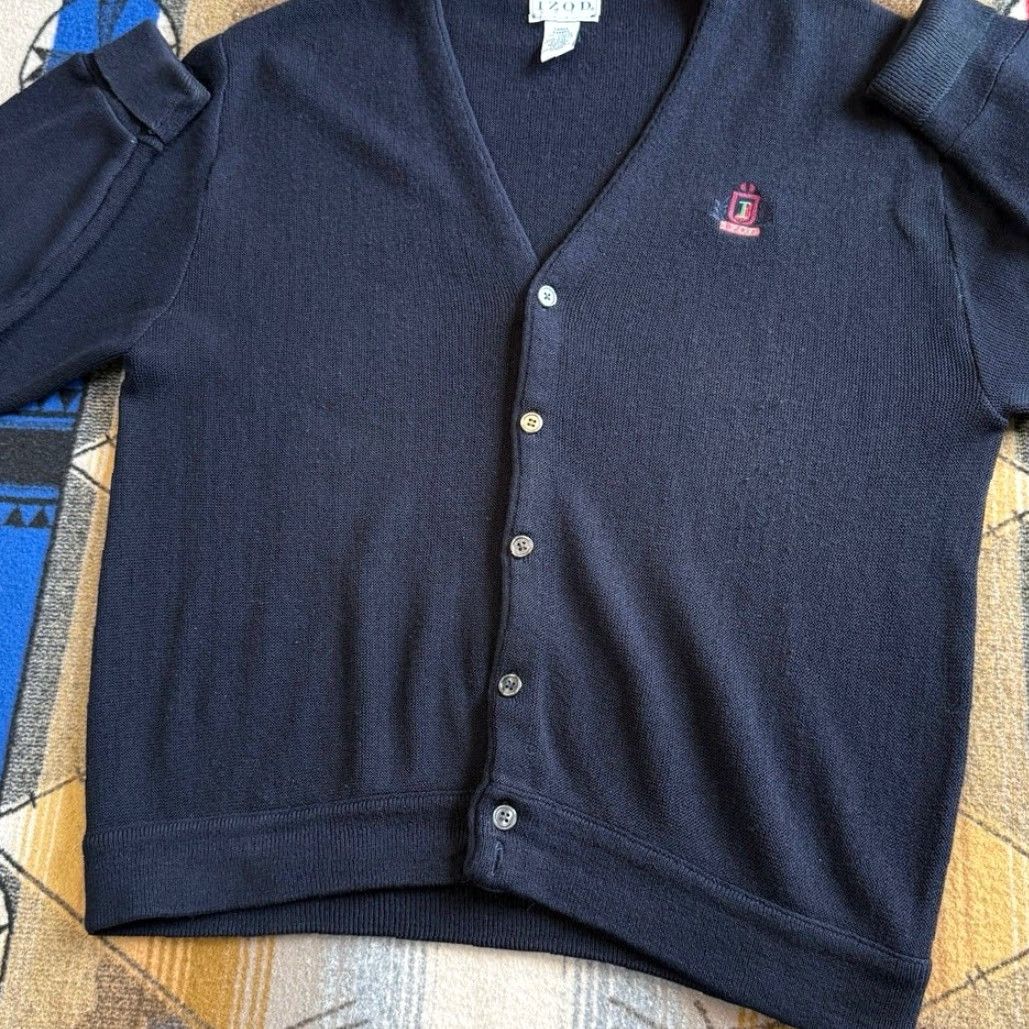 Izod VINTAGE 90s IZOD Cardigan Knit Sweater Mens L Blue Embroidered Regular Knit Long Sleeve Casual Size US L / EU 52-54 / 3 - 5 Thumbnail