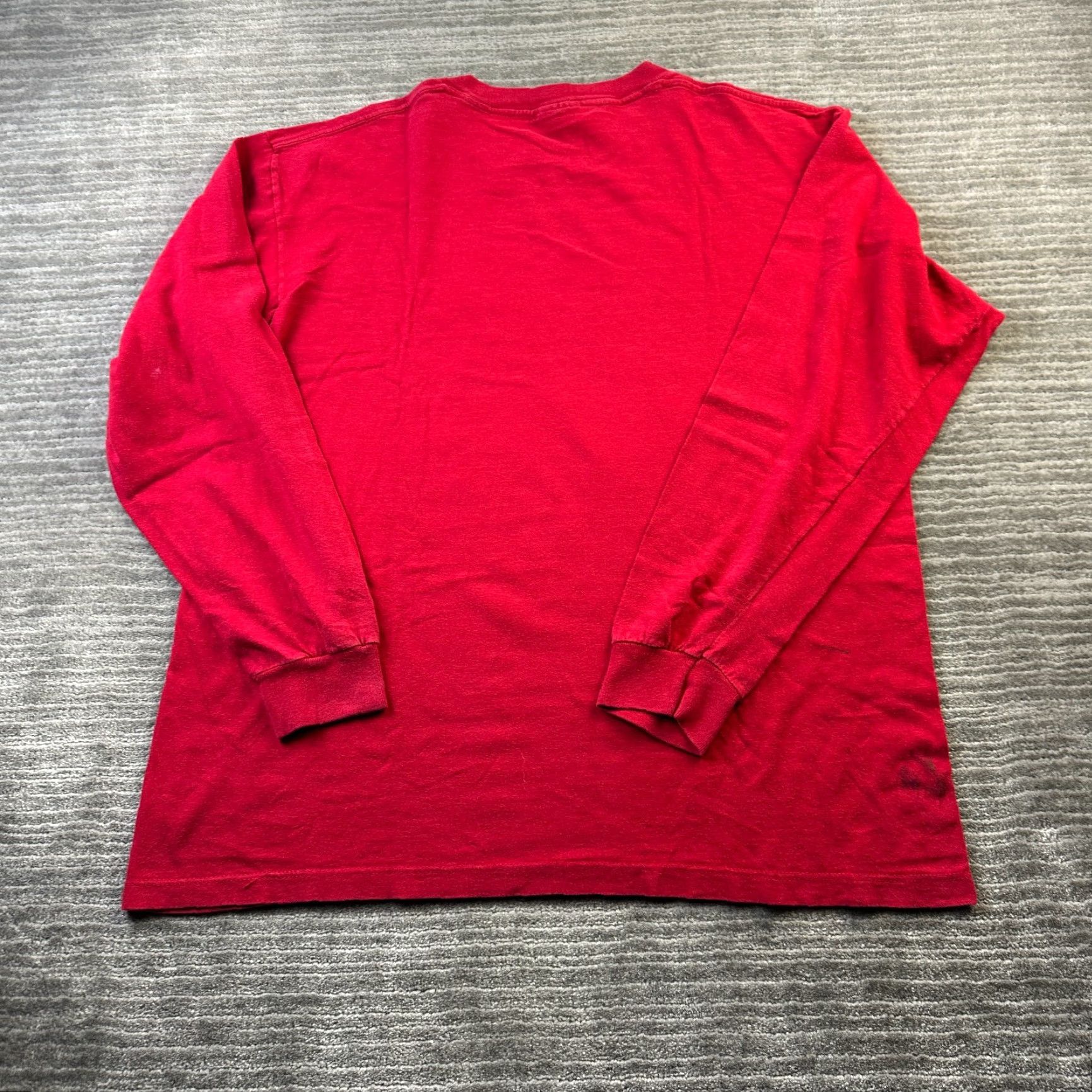 Tommy Hilfiger VINTAGE Tommy Hilfiger Shirt Mens Large Red Snow Ski Graphic USA Made Size US L / EU 52-54 / 3 - 2 Thumbnail