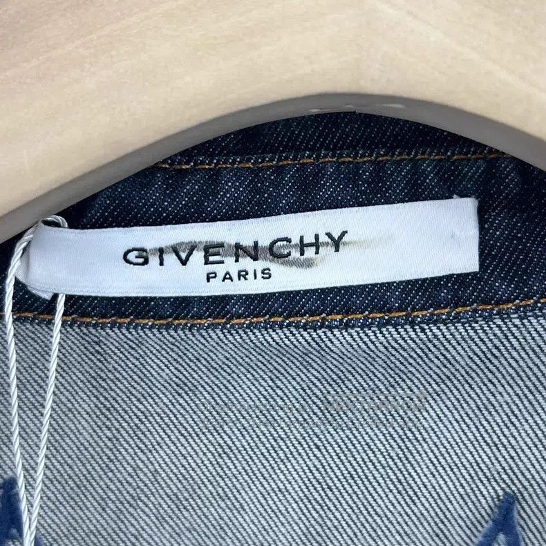 Givenchy Givenchy Blue Star Embroidered Denim Jacket Size US S / EU 44-46 / 1 - 3 Thumbnail
