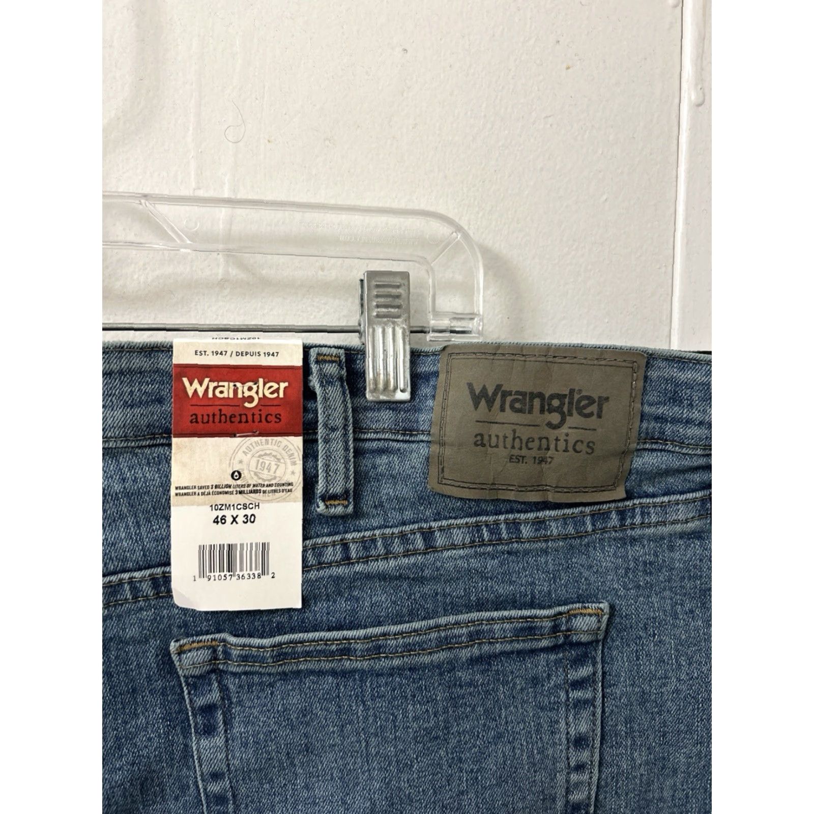 Wrangler Wrangler Authentics Jeans Mens 46x30 Light Wash Straight Leg NWT Stretch Denim 5-Pocket Zipper Button Cotton Blend Medium Wash Size US 30 / EU 46 - 5 Thumbnail