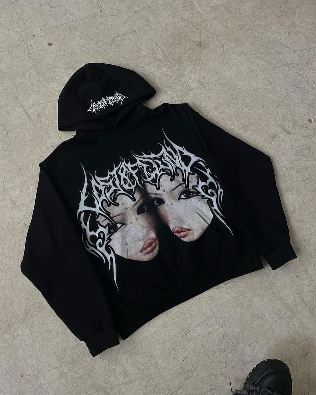 Japanese Brand × Vintage Y2K Clothing Printed Hoodie Pattern Size XXL / US 16-18 / IT 52-54 - 1 Thumbnail