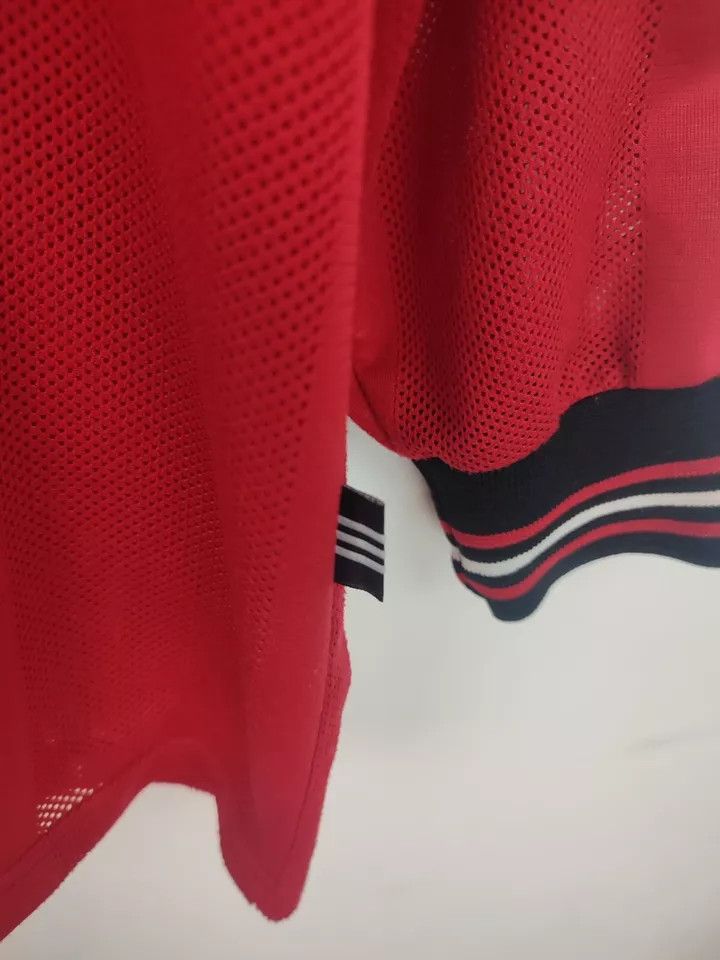 Adidas VfB Stuttgart 1996/97 away FOOTBALL Kit SHIRT JERSEY #3 Size US L / EU 52-54 / 3 - 13 Thumbnail