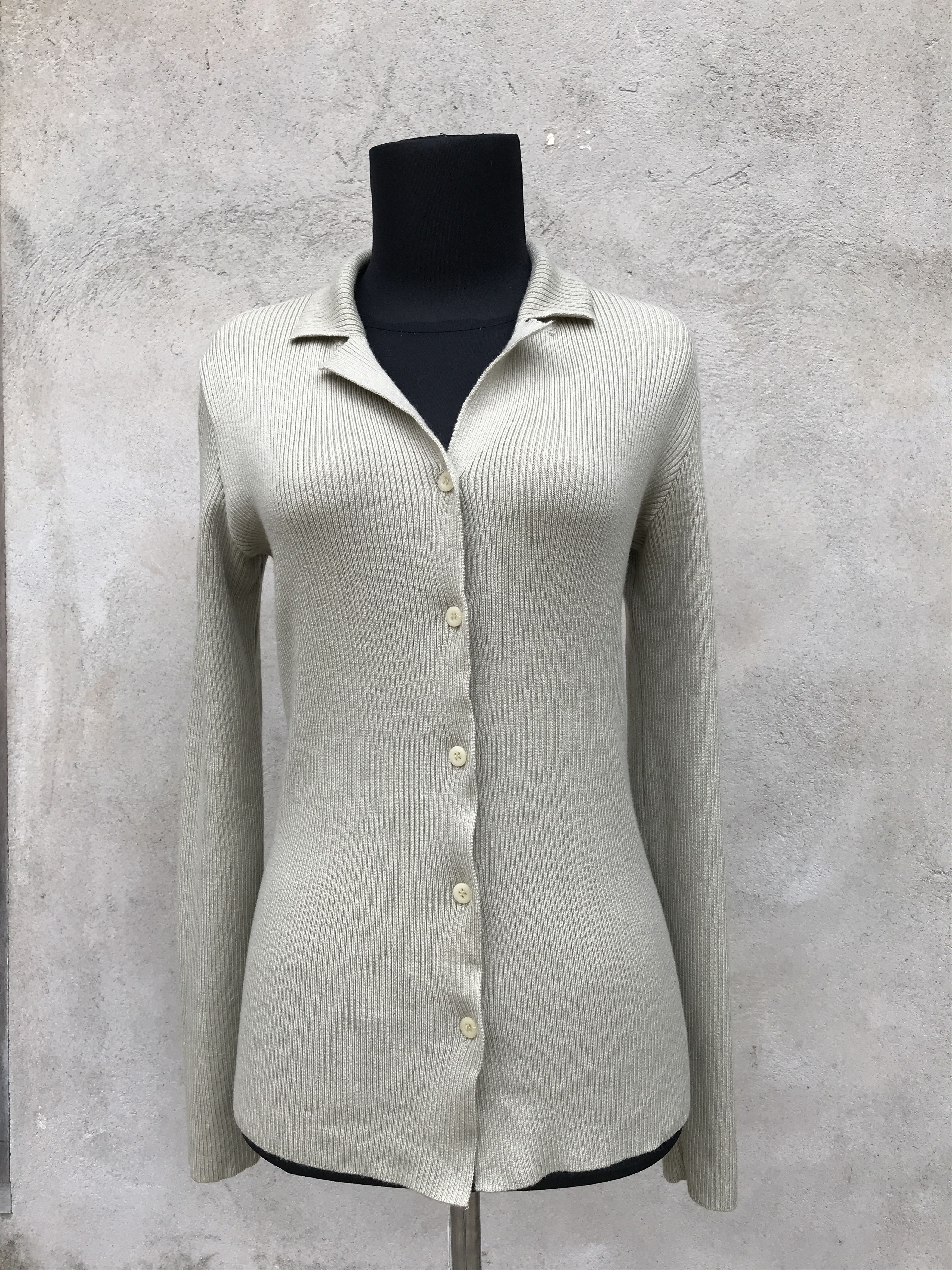 Giorgio Armani Vintage armani jeans wool shirt Size XS / US 0-2 / IT 36-38 - 1 Thumbnail
