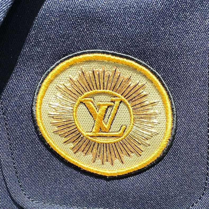Louis Vuitton Louis Vuitton Midnight blue embroidered logo blazer jacket Size US XS / EU 42 / 0 - 6 Thumbnail