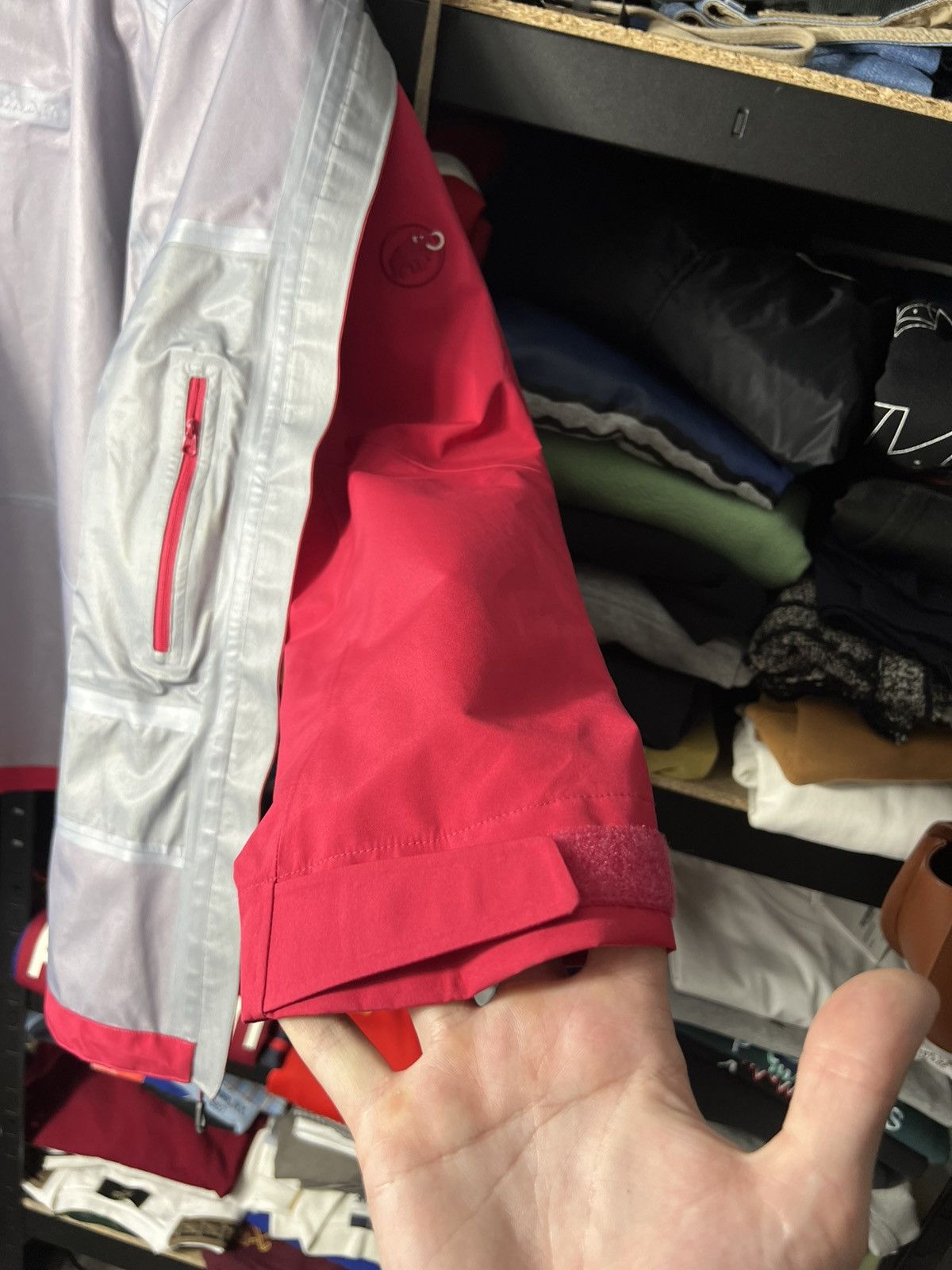 Mammut Mammut Gore-Tex Hooded Jacket Wmns Waterproof Hiking Outdoor Size XL / US 12-14 / IT 48-50 - 15 Thumbnail