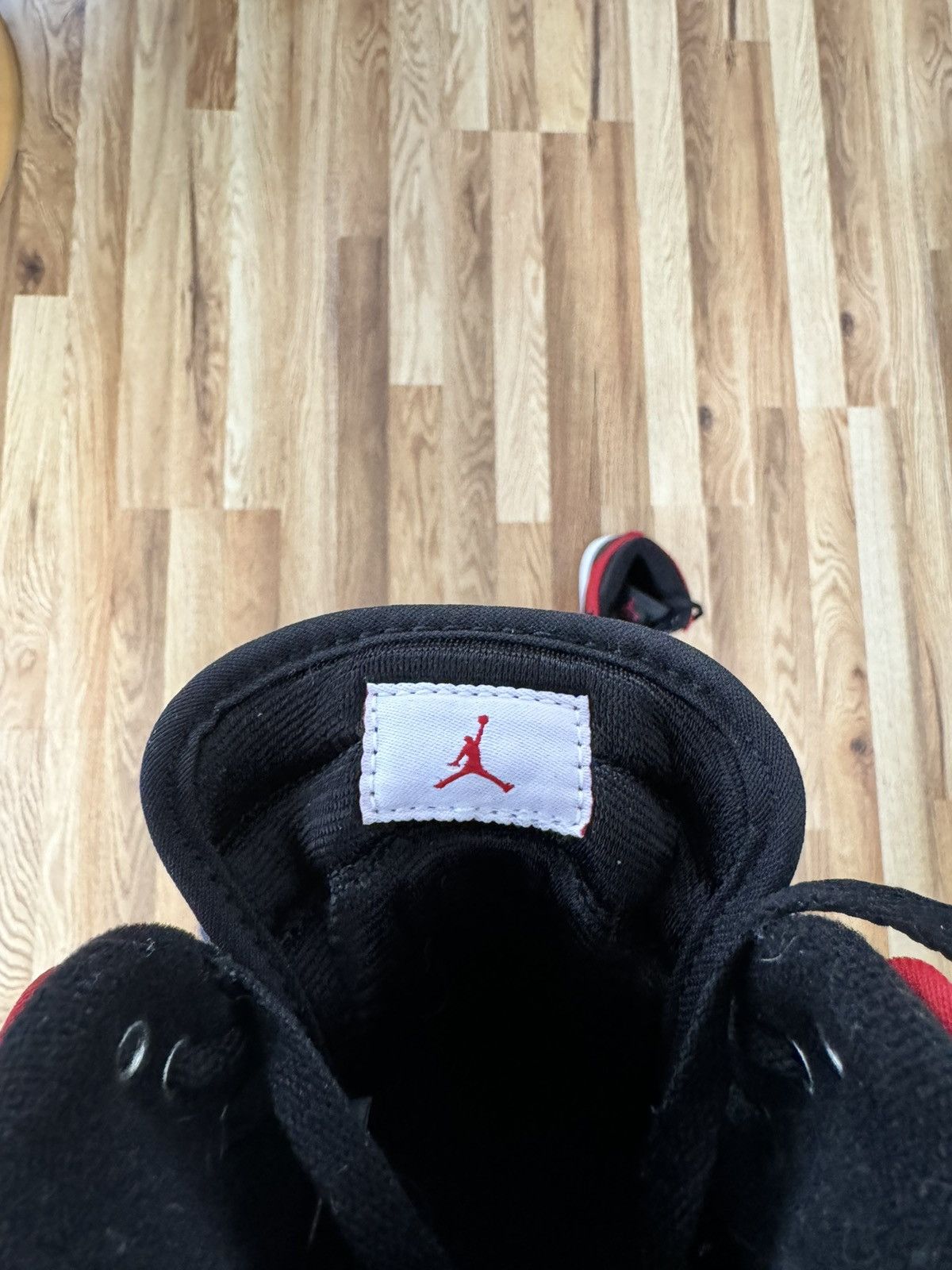 Jordan Brand Air Jordan 1 bred hi retro KO sz9.5 Size US 9.5 / EU 42-43 - 7 Thumbnail