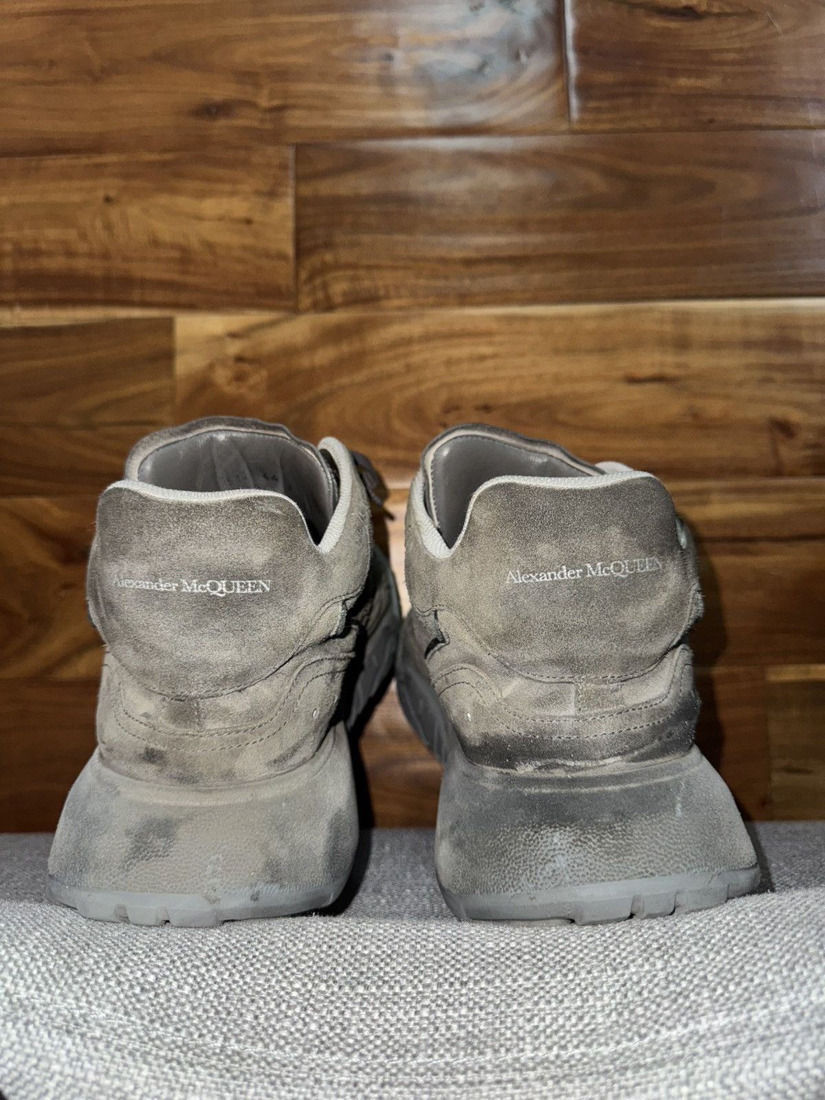 Alexander McQueen Alexander McQueen High Top Sneaker Size US 11 / EU 44 - 4 Thumbnail