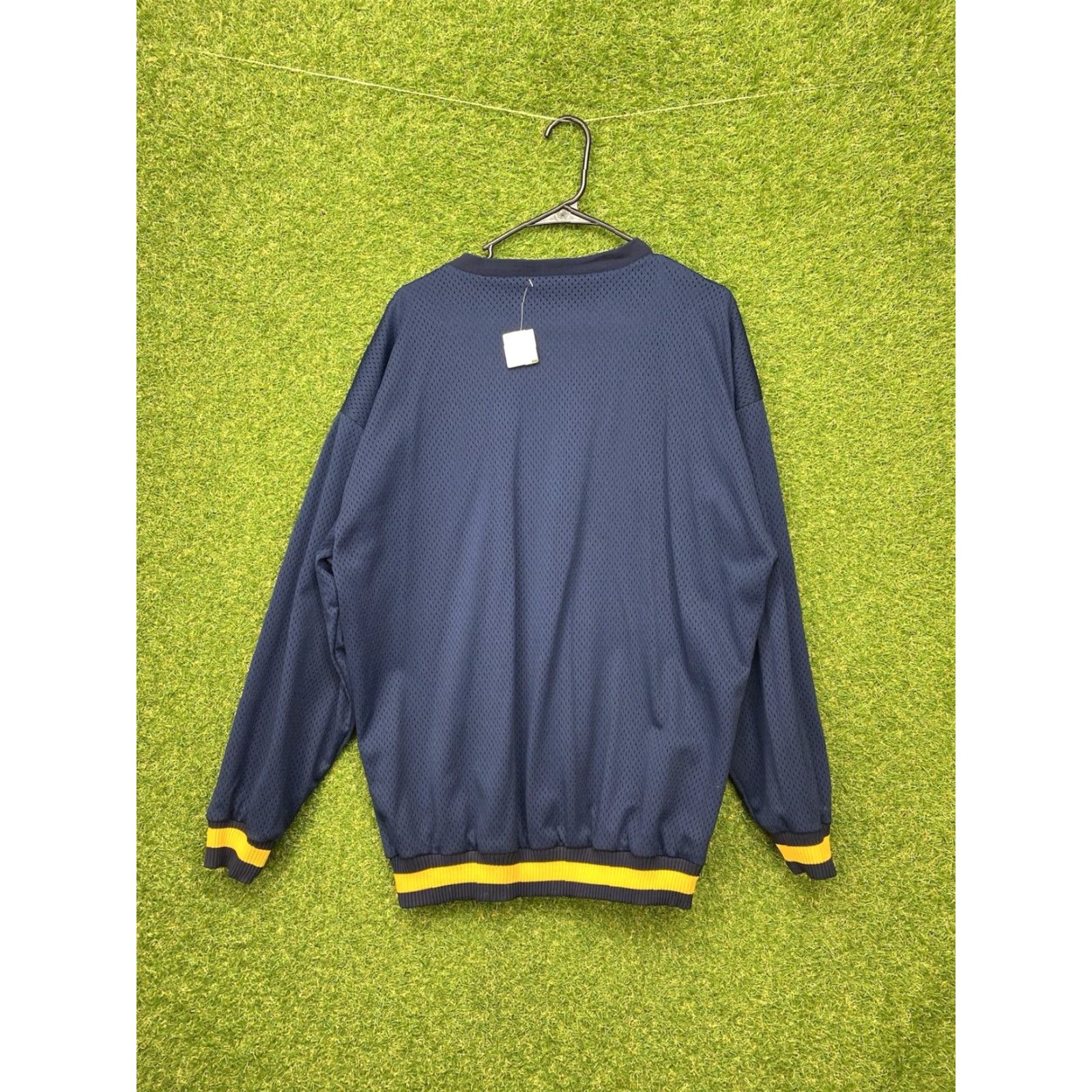 Champion VINTAGE Denver Broncos Sweatshirt Mens L Reversible Night Blue NFL 90s Sports Logo Pullover Crew Neck Winter Fall Spring Size US L / EU 52-54 / 3 - 4 Thumbnail