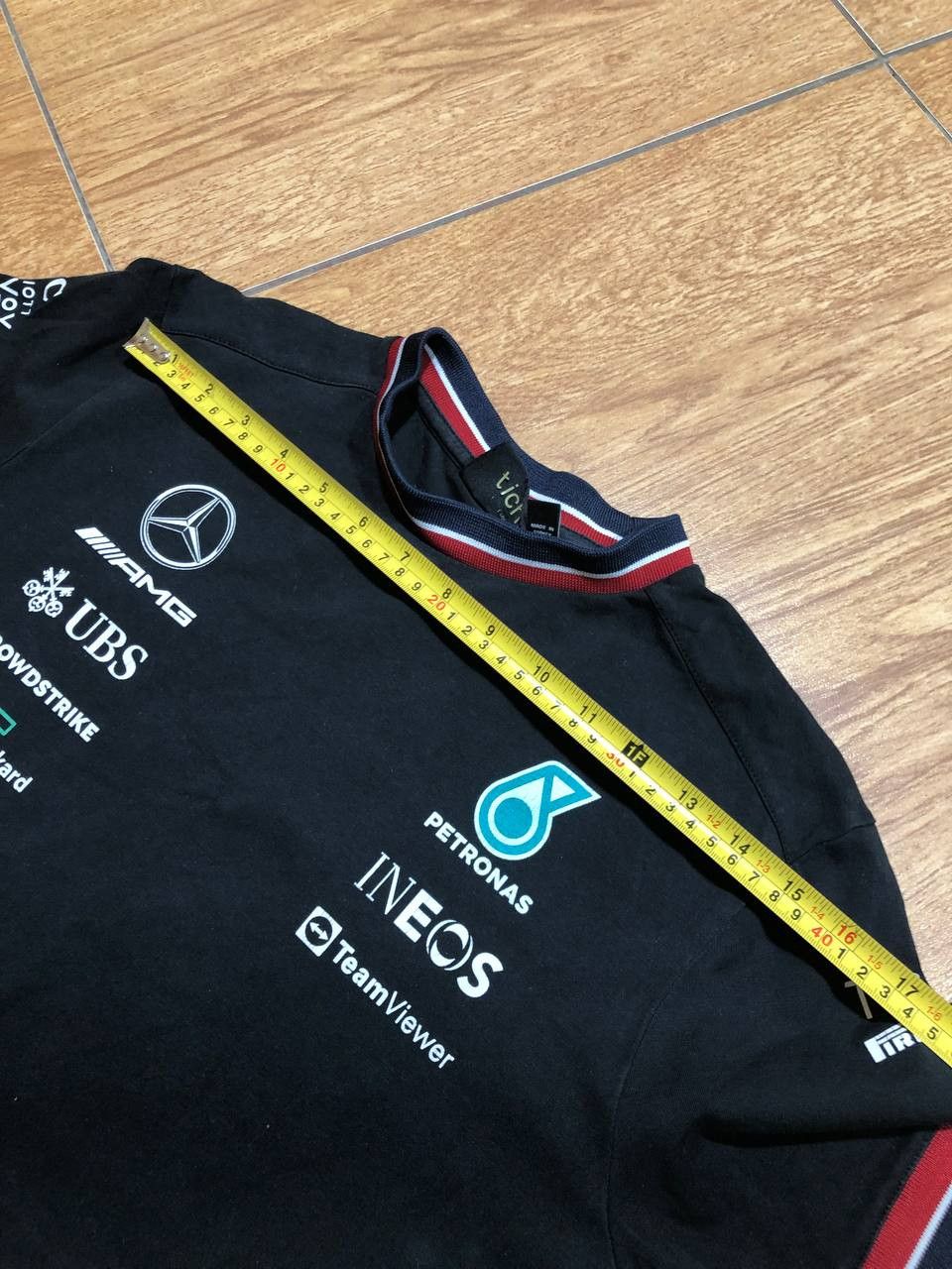 Mercedes-Benz Mercedes-AMG Petronas F1 Team Racing T-Shirt Men Size US M / EU 48-50 / 2 - 13 Thumbnail